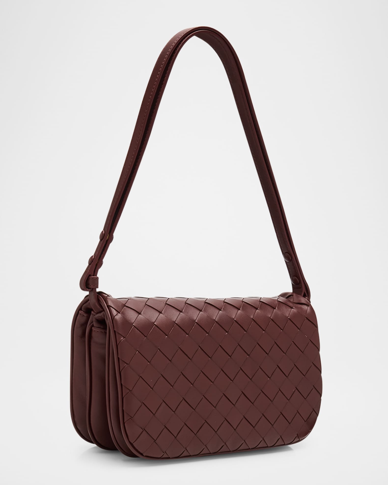 日本最大のブランド Bottega Veneta Neiman | Strap on Bag Pouch Puff Intrecciato スニーカー