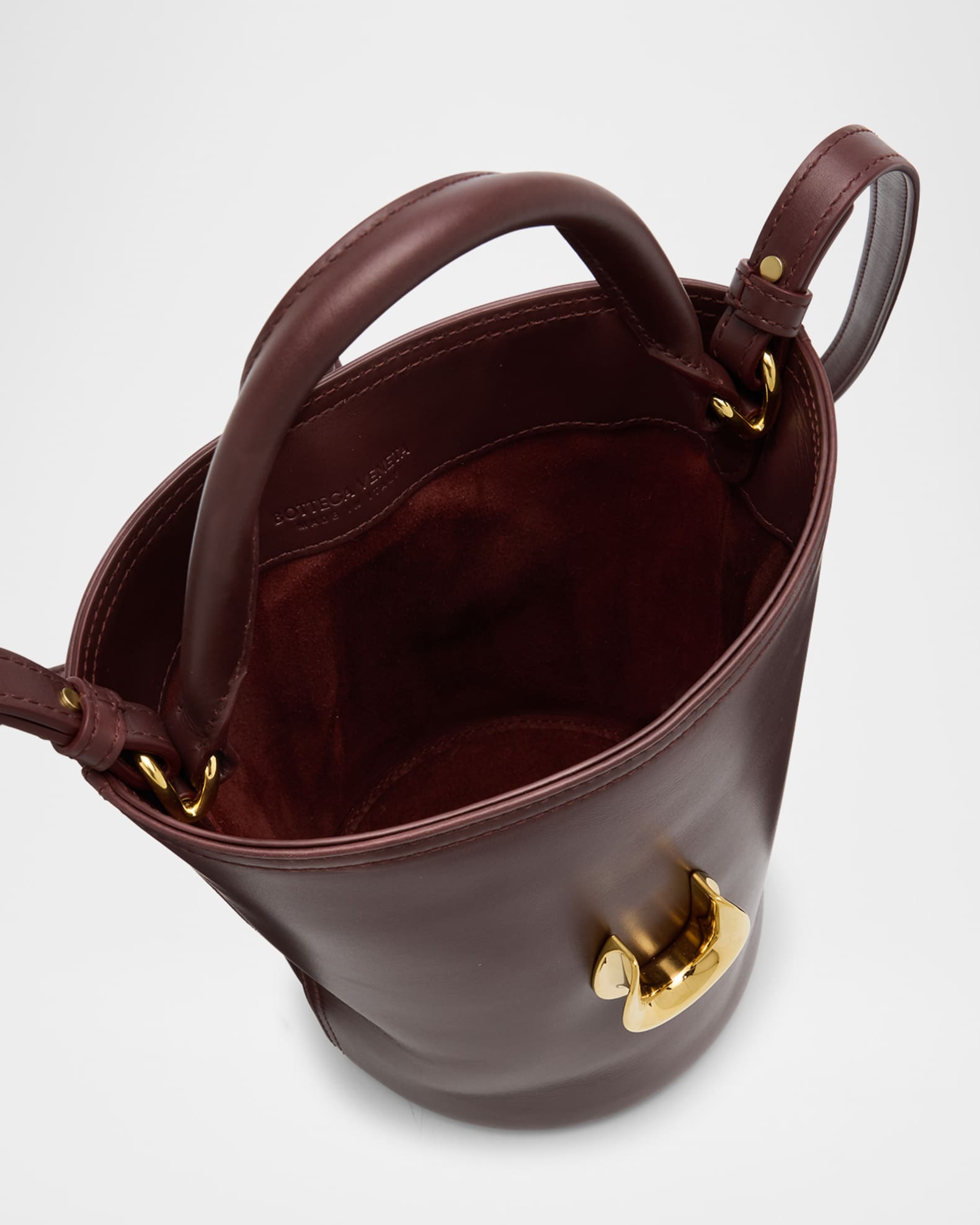 ショルダーバッグ・ポシェット BOTTEGA VENETA DARK BROWN SMALL LIBERTA CROSSBODY BAG Bottega Veneta Liberta Small leather crossbody bag Bottega