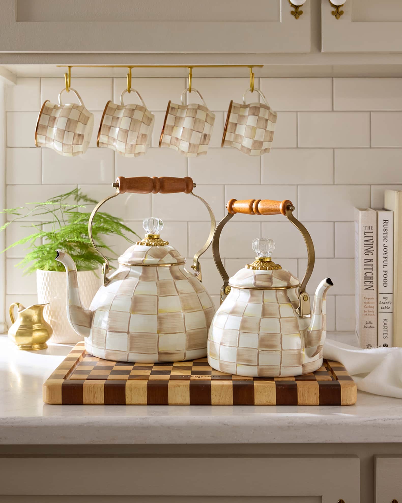 Mocha Check Tea Kettle, 2 Quarts 1