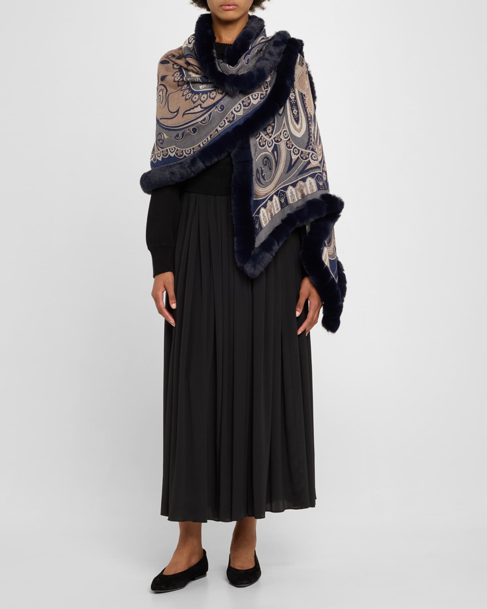 Paisley-Print Cashmere-Blend Wrap with Faux Fur Trim 1