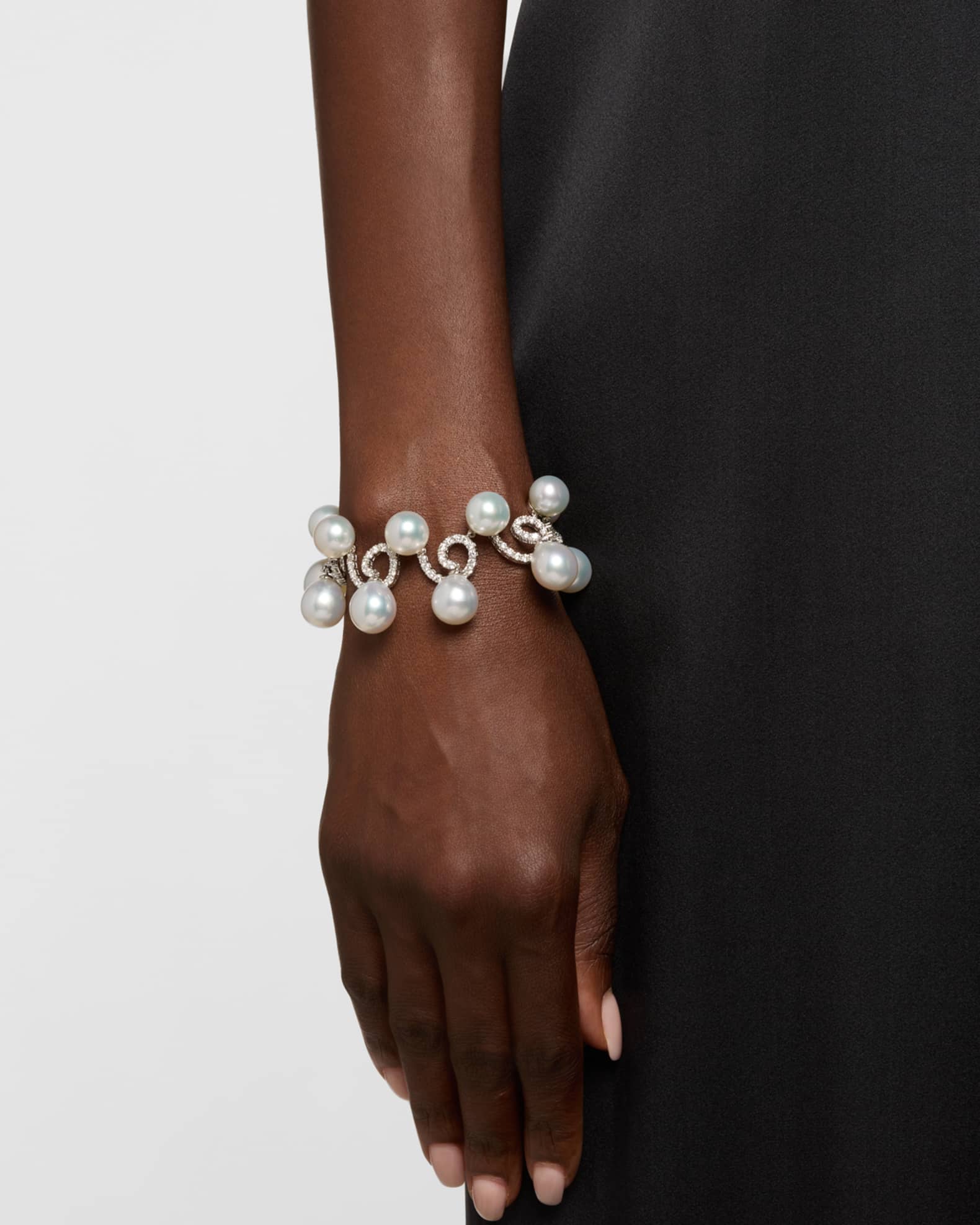 18K White Gold South Sea Pearl and Diamond Bracelet 1
