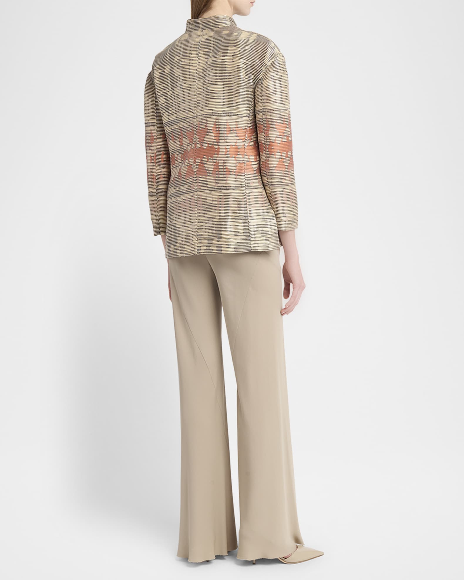 ジャケット GIORGIO ARMANI Embroidered Polyester Blend Blazer Giorgio Armani Embroidered Polyester Blend Blazer – LOZURI®
