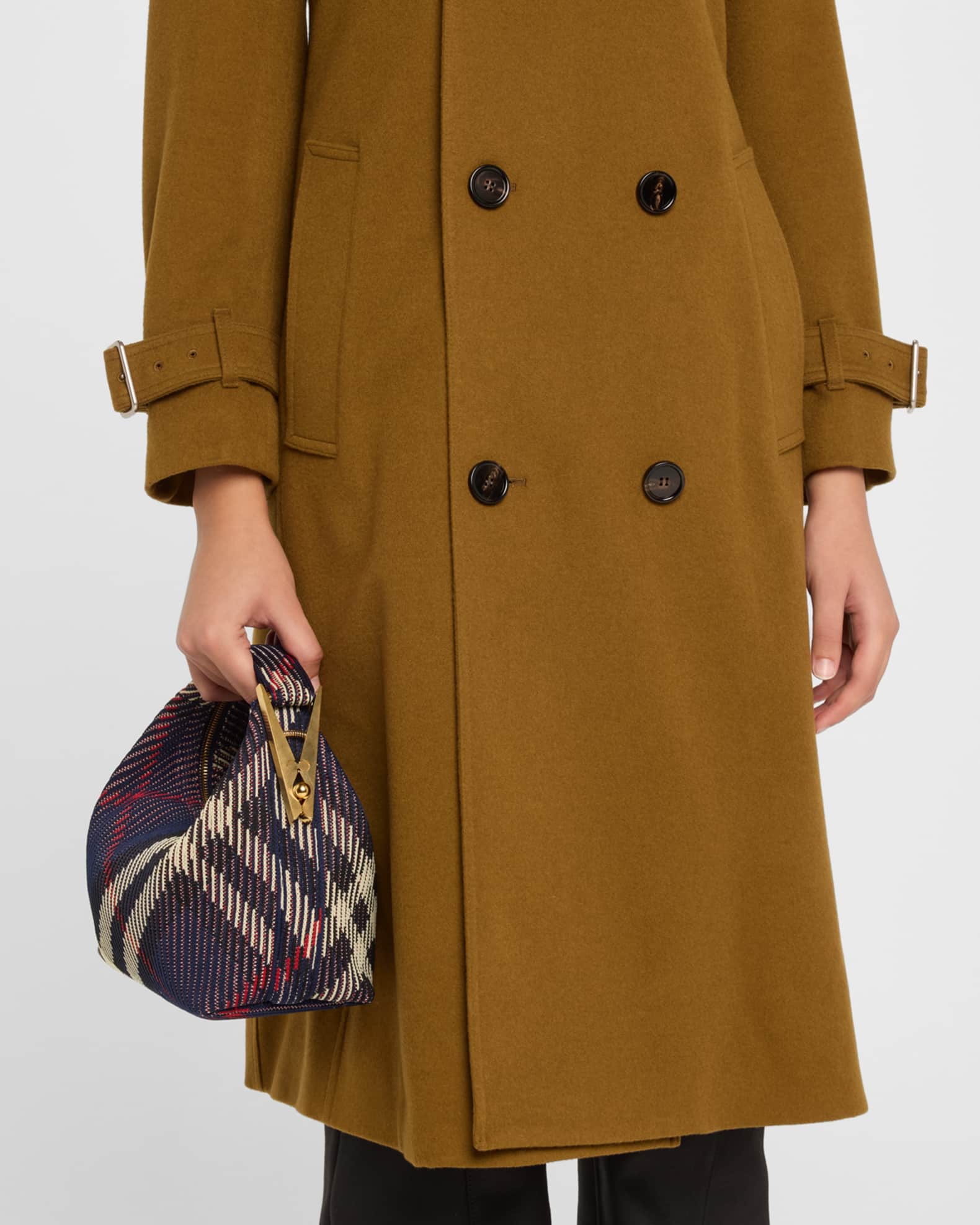 Burberry Medium Peg Duffle Handbag - Travel Bags - BeyondStyle