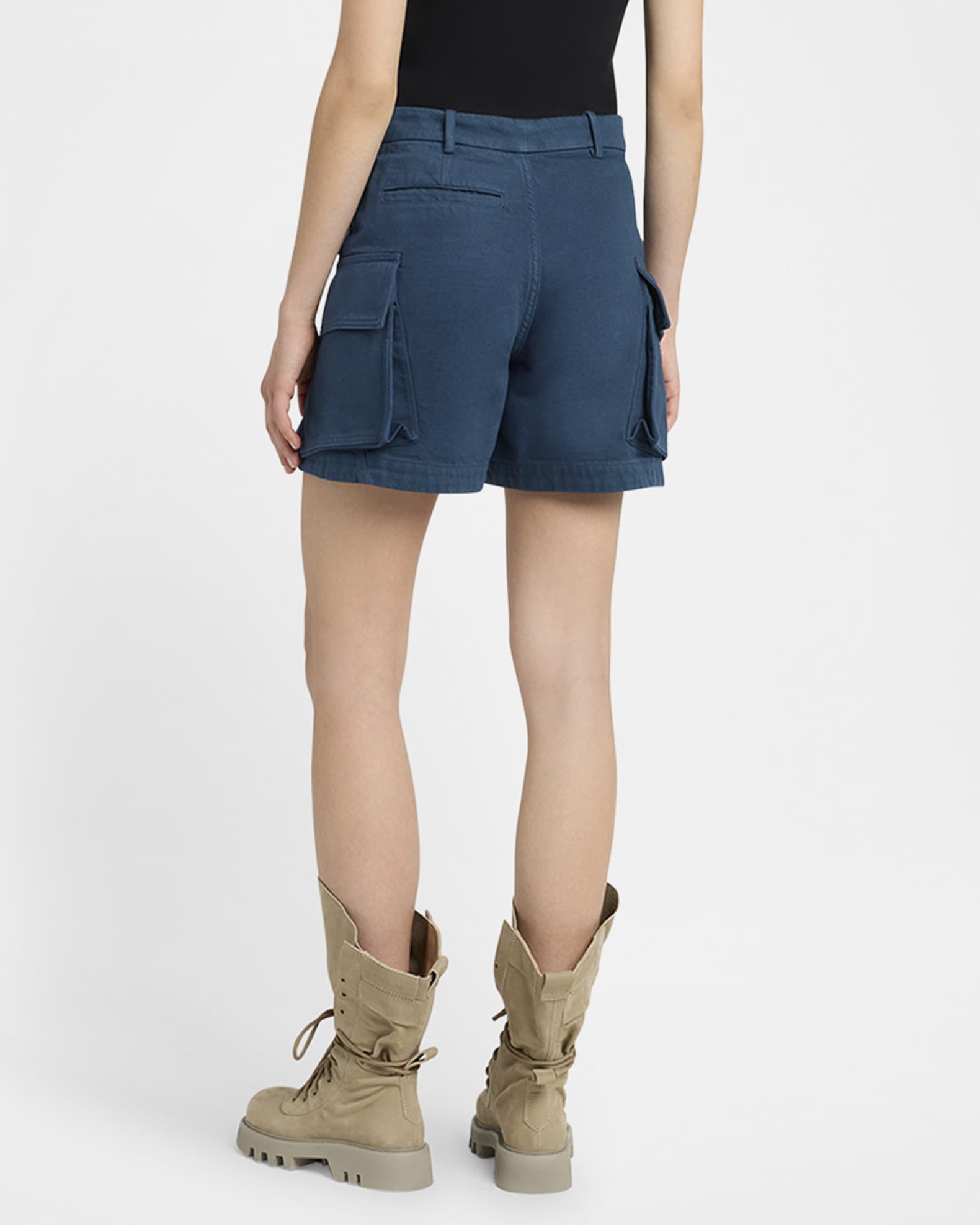 【送料&関税込】J.W. Anderson High Waist Cargo Shorts JW Anderson High Waist Cargo Shorts | Neiman Marcus