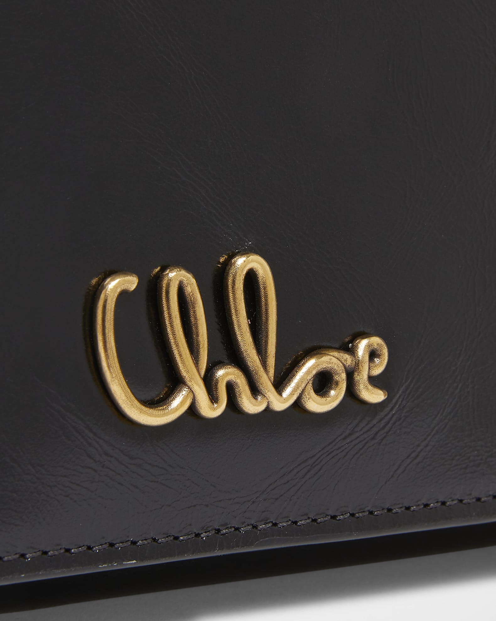 クラッチバッグ Chloe Chloe Iconic Wallet On Chain In Shiny Chloé Chloé Iconic Flap Wallet On Chain In Patent Leather