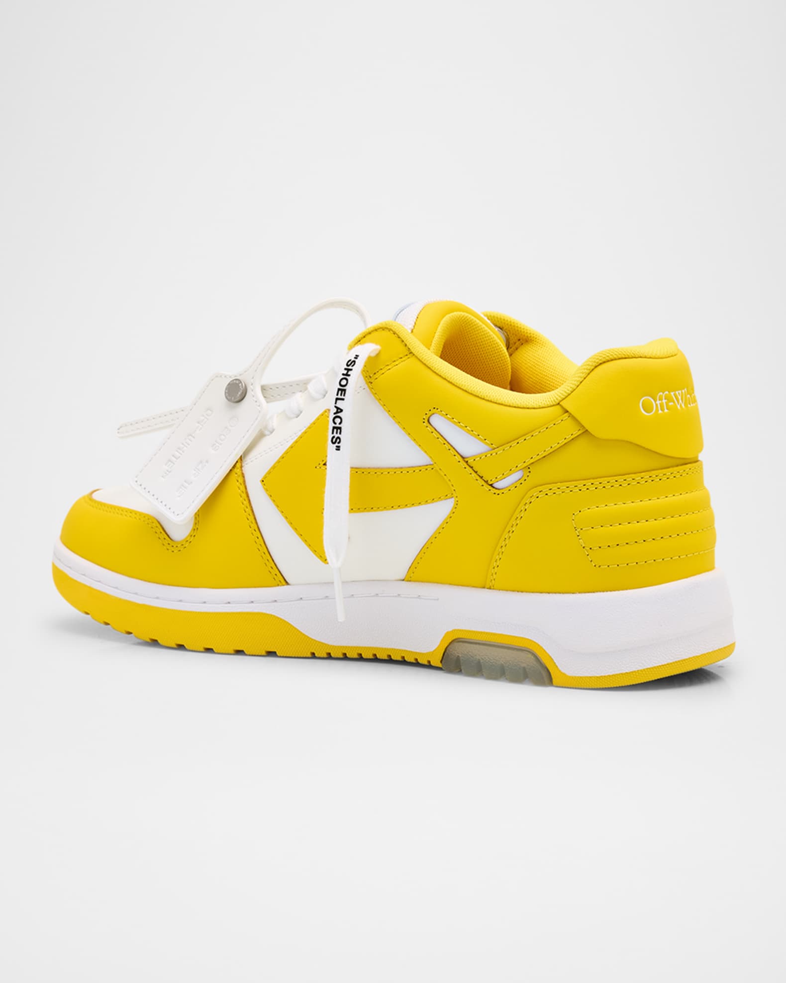 玄関先迄納品 of Out Men's Off-White Office Sneakers Low-Top Leather 旅行かばん・小分けバッグ