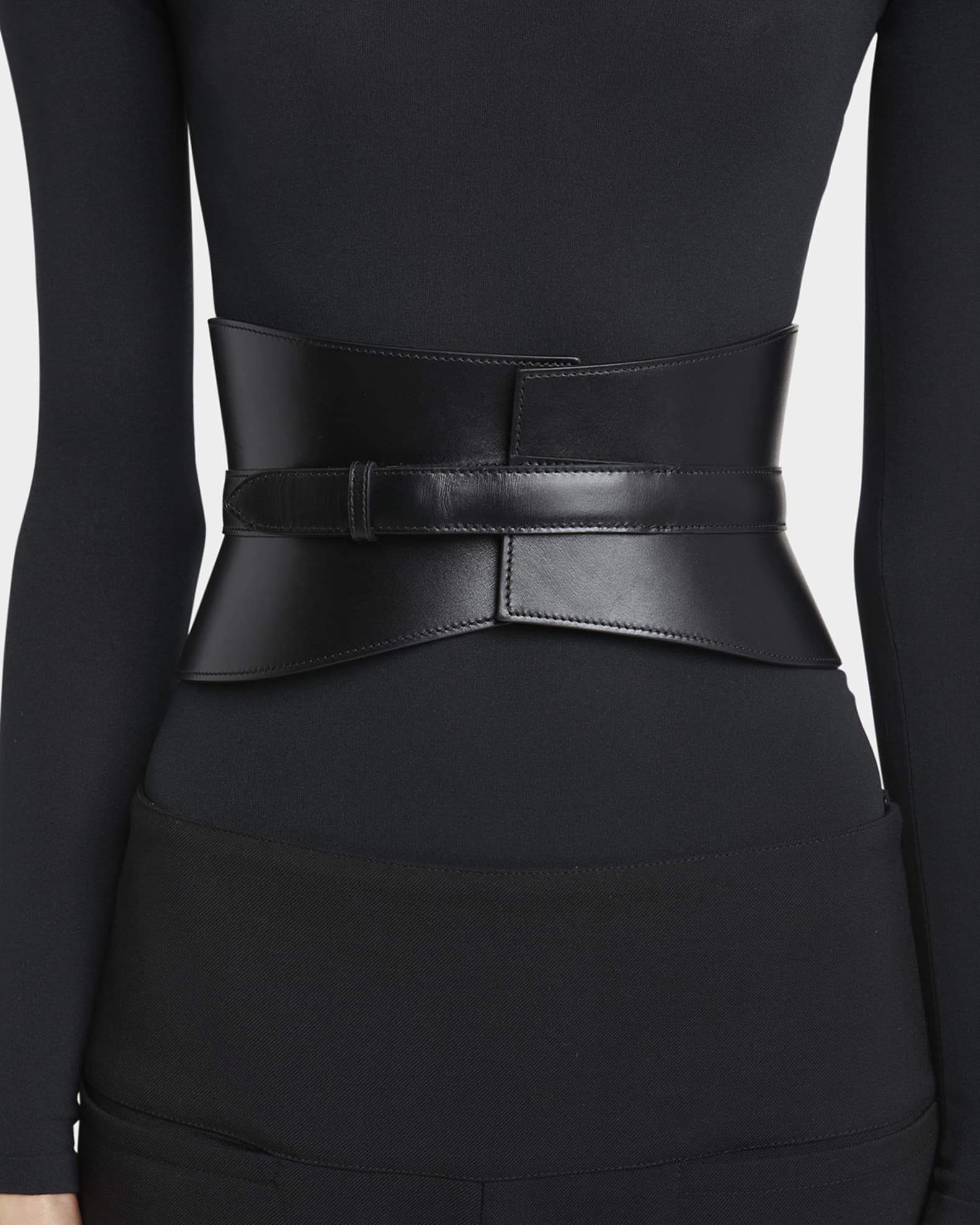 Neo Curved Bustier Leather Belt 1