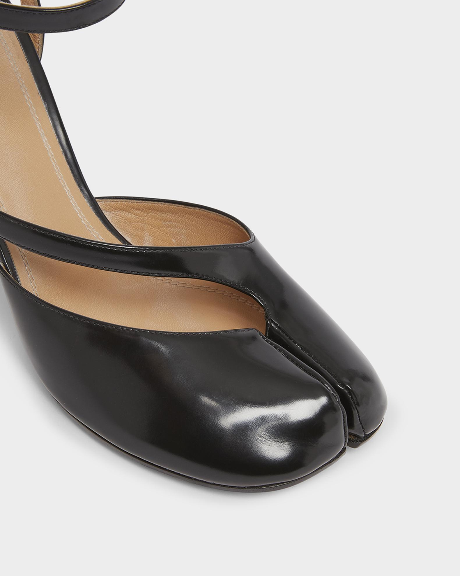 Maison Margiela Tabi Leather Split-Toe Pumps | Neiman Marcus