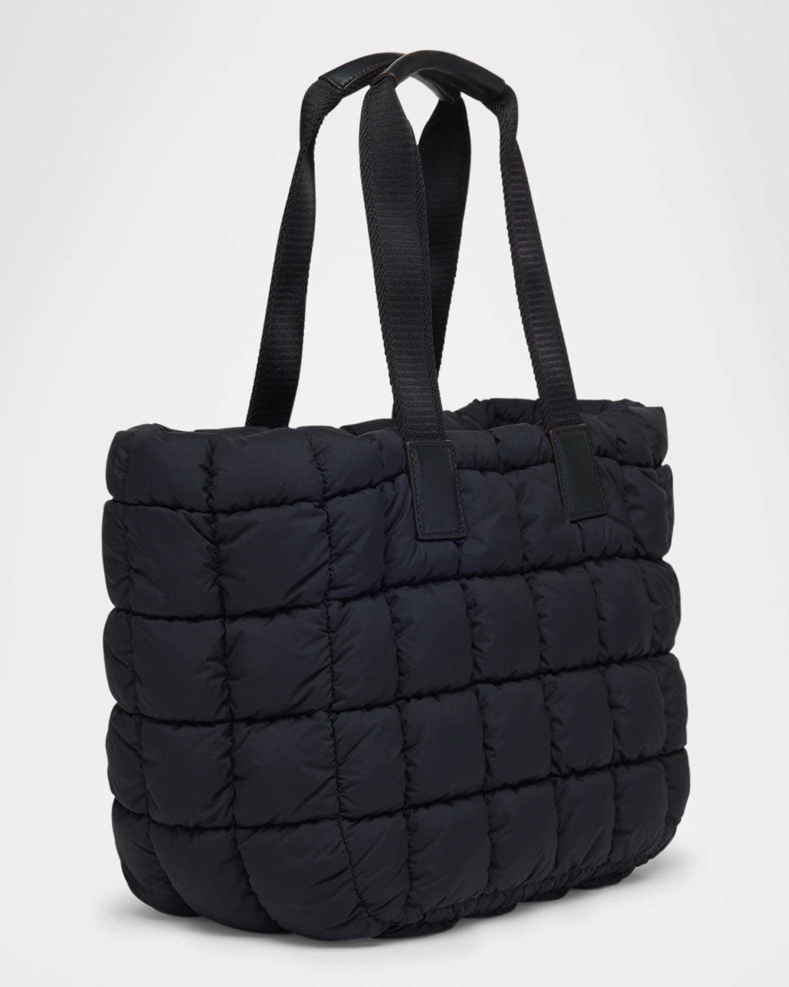 【送料&関税込】Moncler caradoc Tote Black Caradoc Water-Repellent Tote Bag - Bags & Small