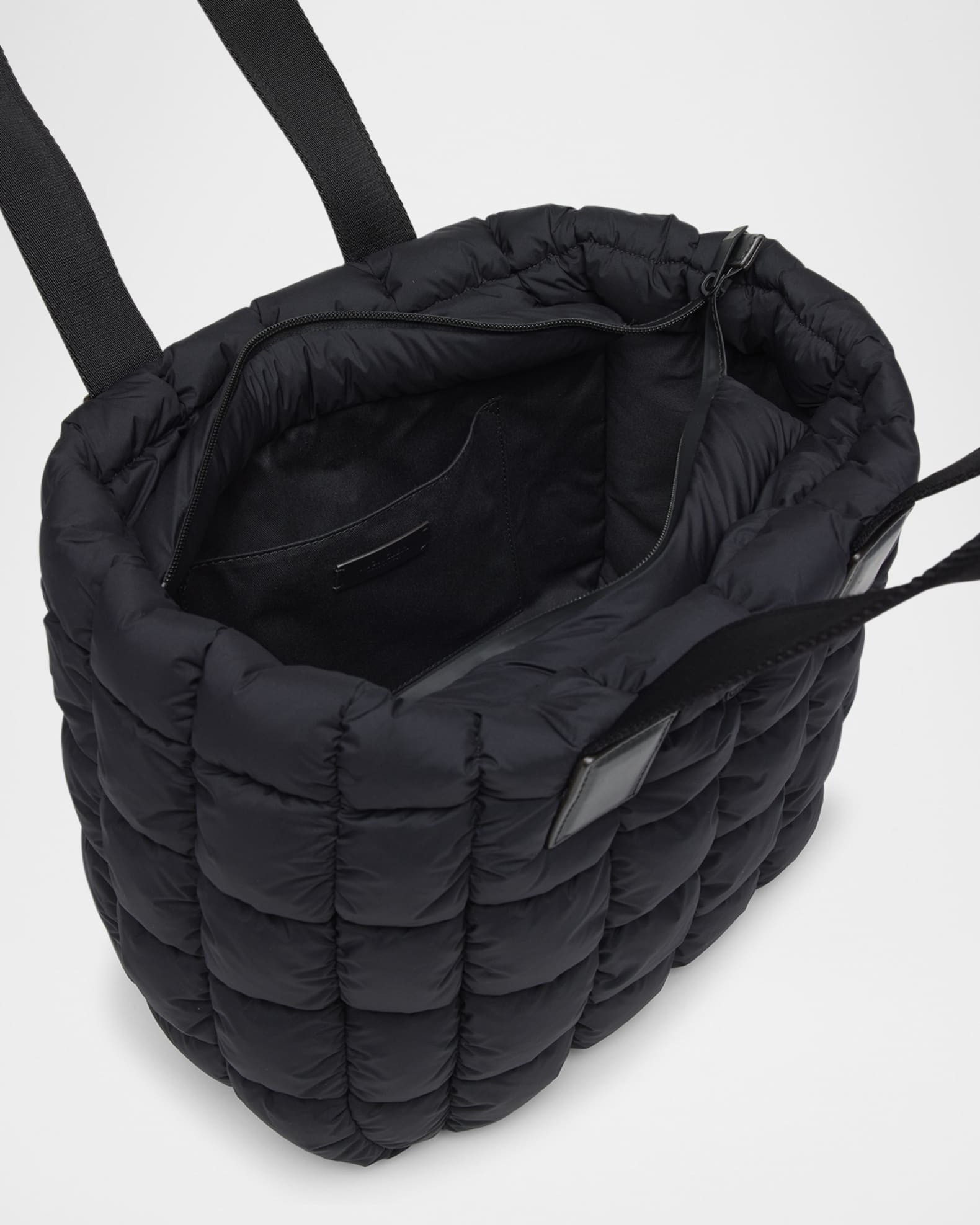 【関税&送料込】Moncler Caradoc Black Bucket Bag Black Caradoc Water-Repellent Bucket Bag - Bags & Small