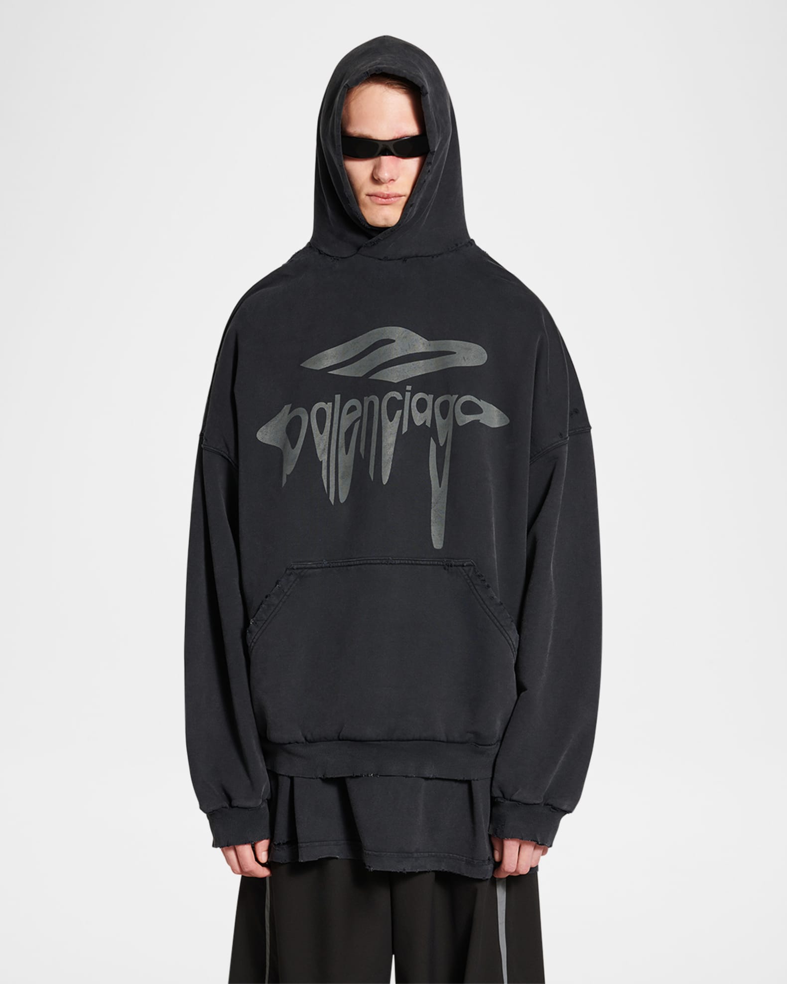 BALENCIAGA｜HOODIES/SWEATS (675003 TQVP1 1569) $_57.JPG?set_id=880000500F