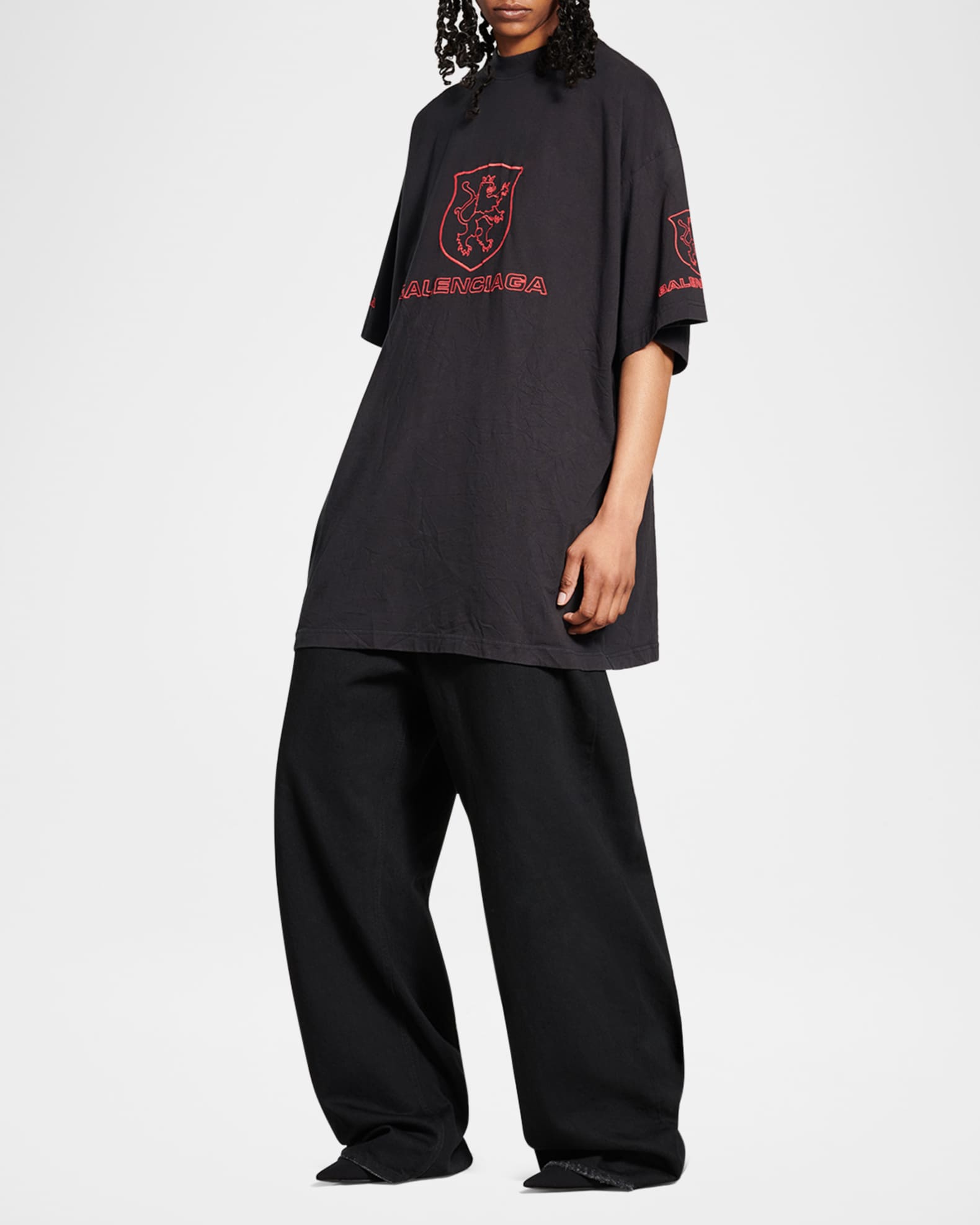 Men's Oversized Crest Logo T-Shirt 1