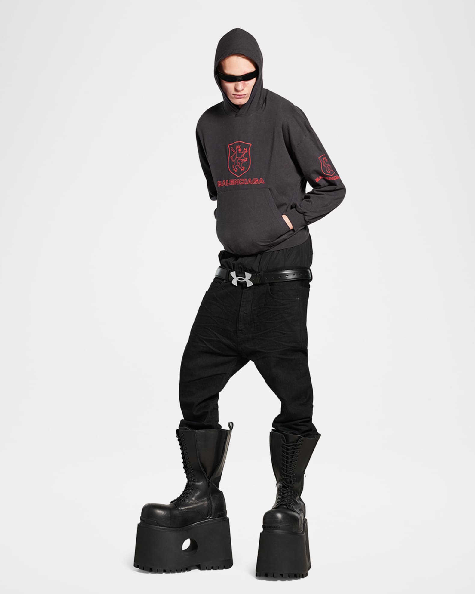 Men's Crest Logo Hoodie 1