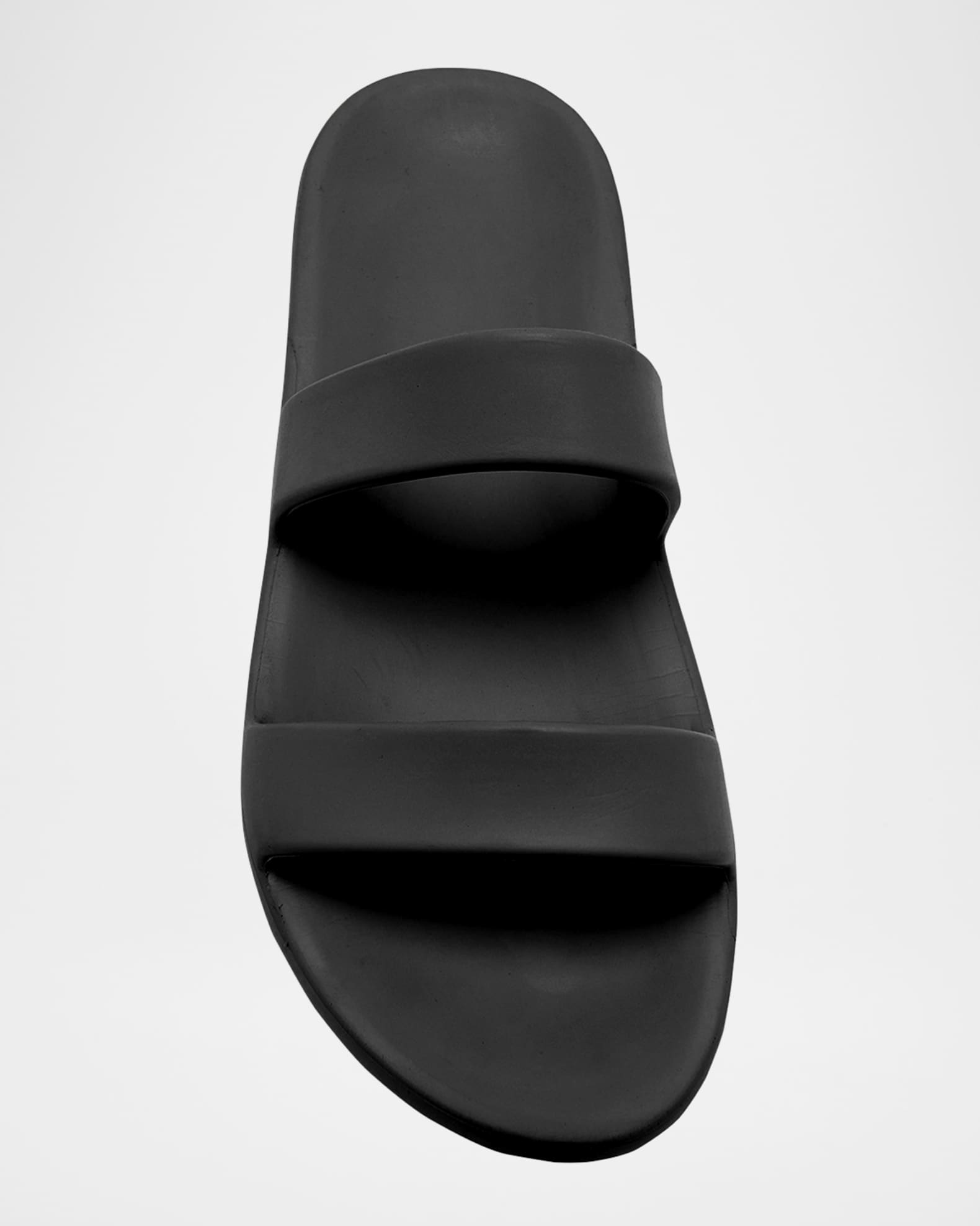 サンダル・ミュール The Row SS25 Black rubber Foam slippers (F1609RC3 BLK) THE ROW Foam Rubber Dual-Band Slide Sandals | Neiman Marcus