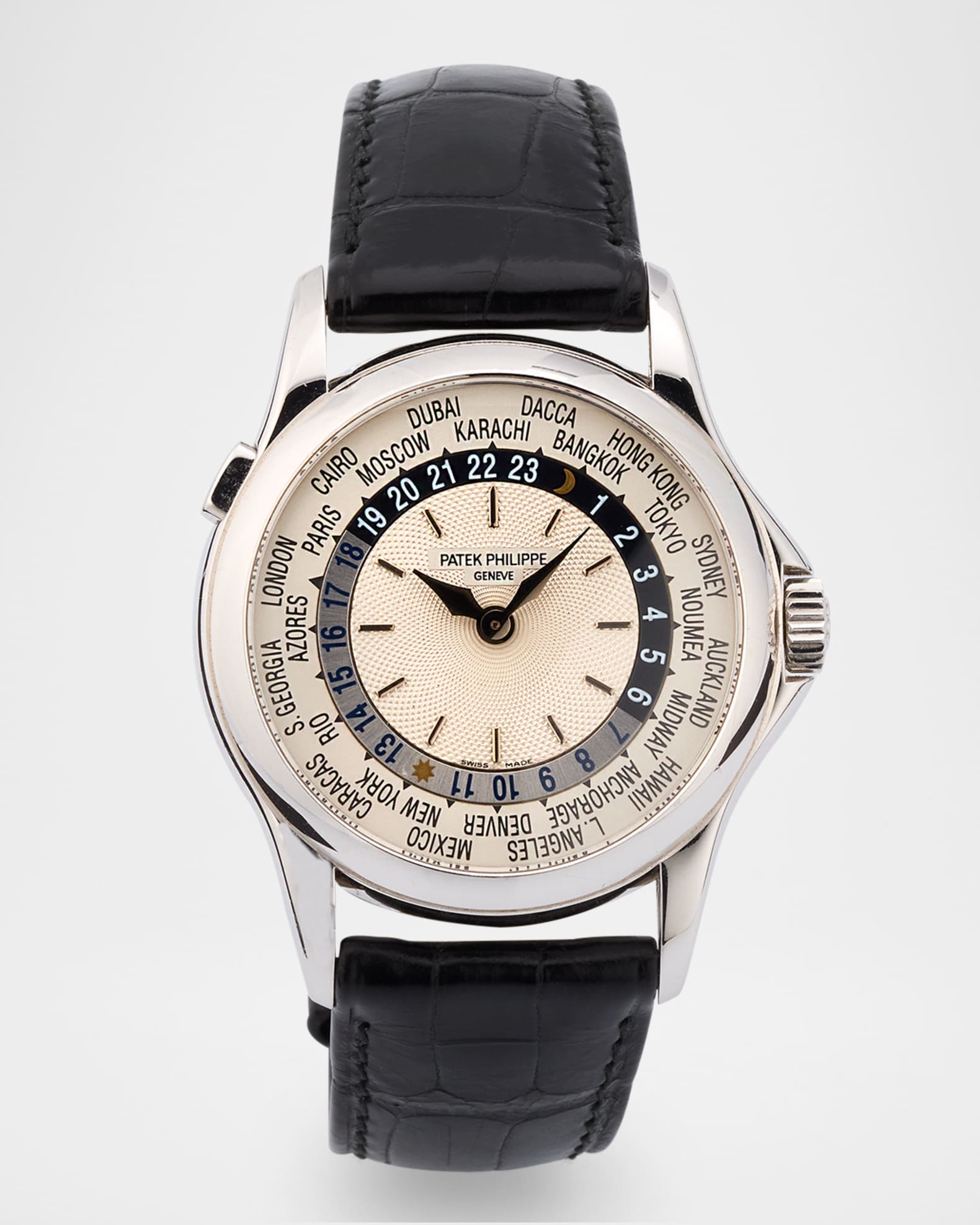 Patek Philippe 18K White Gold World Time 37mm Vintage 2000s Watch 0