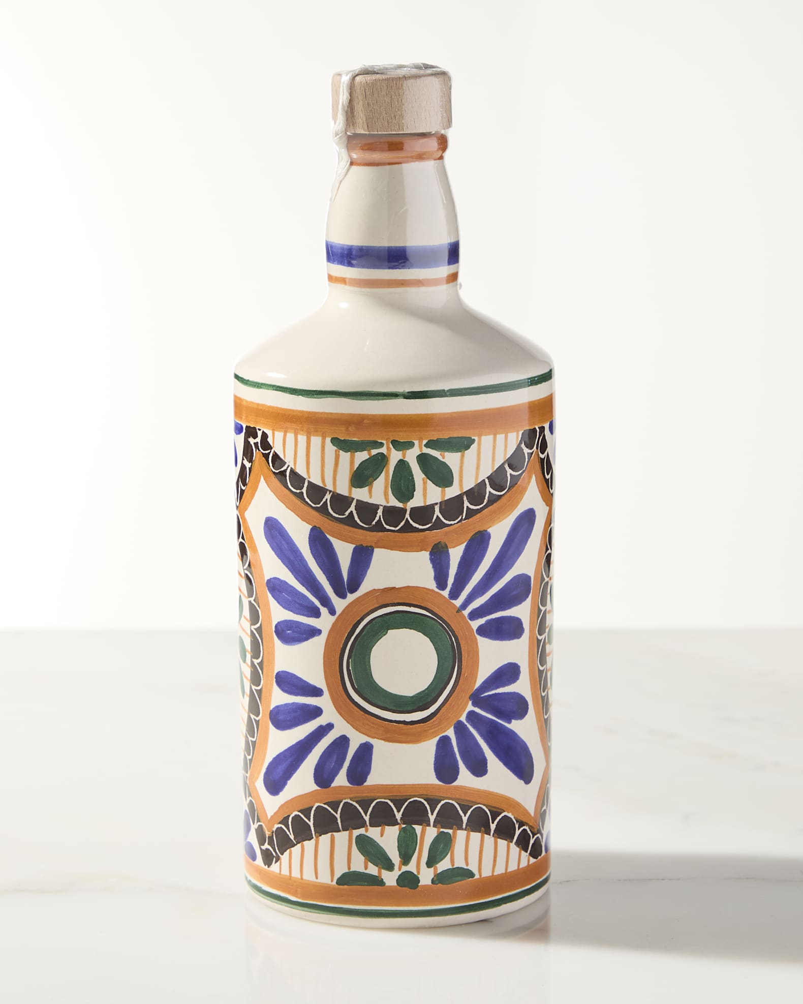 Extra Virgin Olive Oil in "Green Circle" Barocco Bottle, 101.4 oz. 0