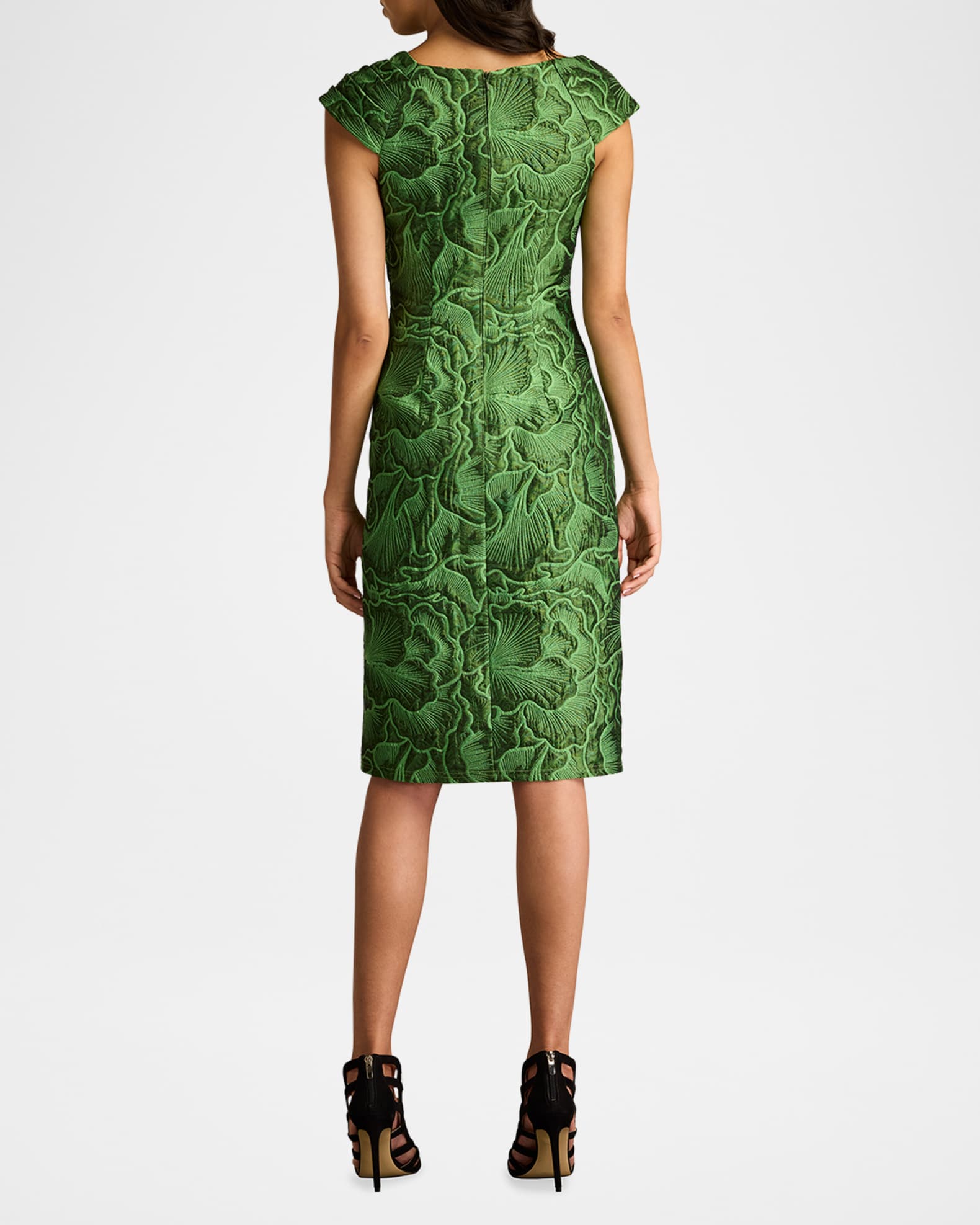 TADASHI SHOJI　シルバーフラワーレースタイトドレス