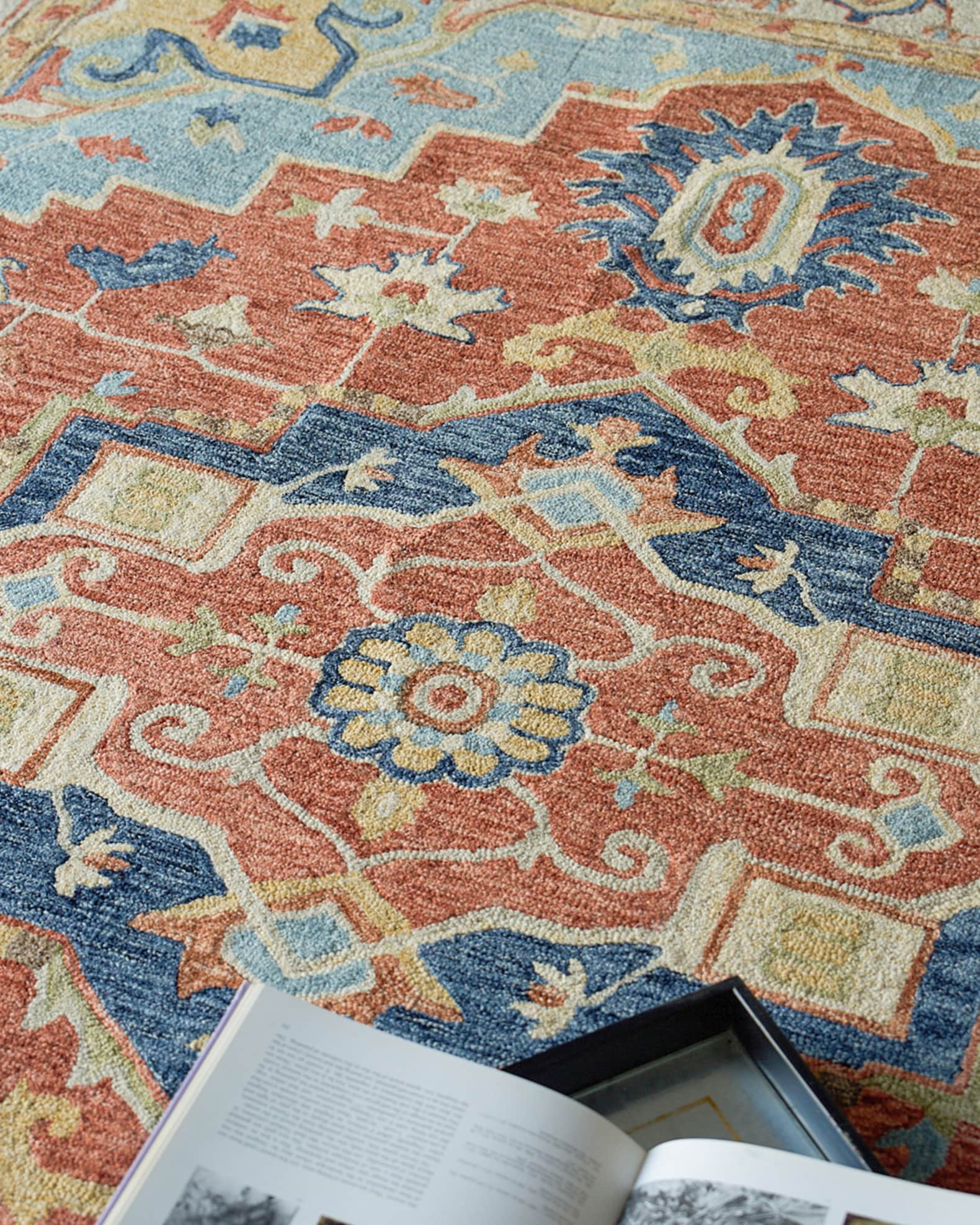 Richmond Serapi Hand-Tufted Beige/Red Rug 1