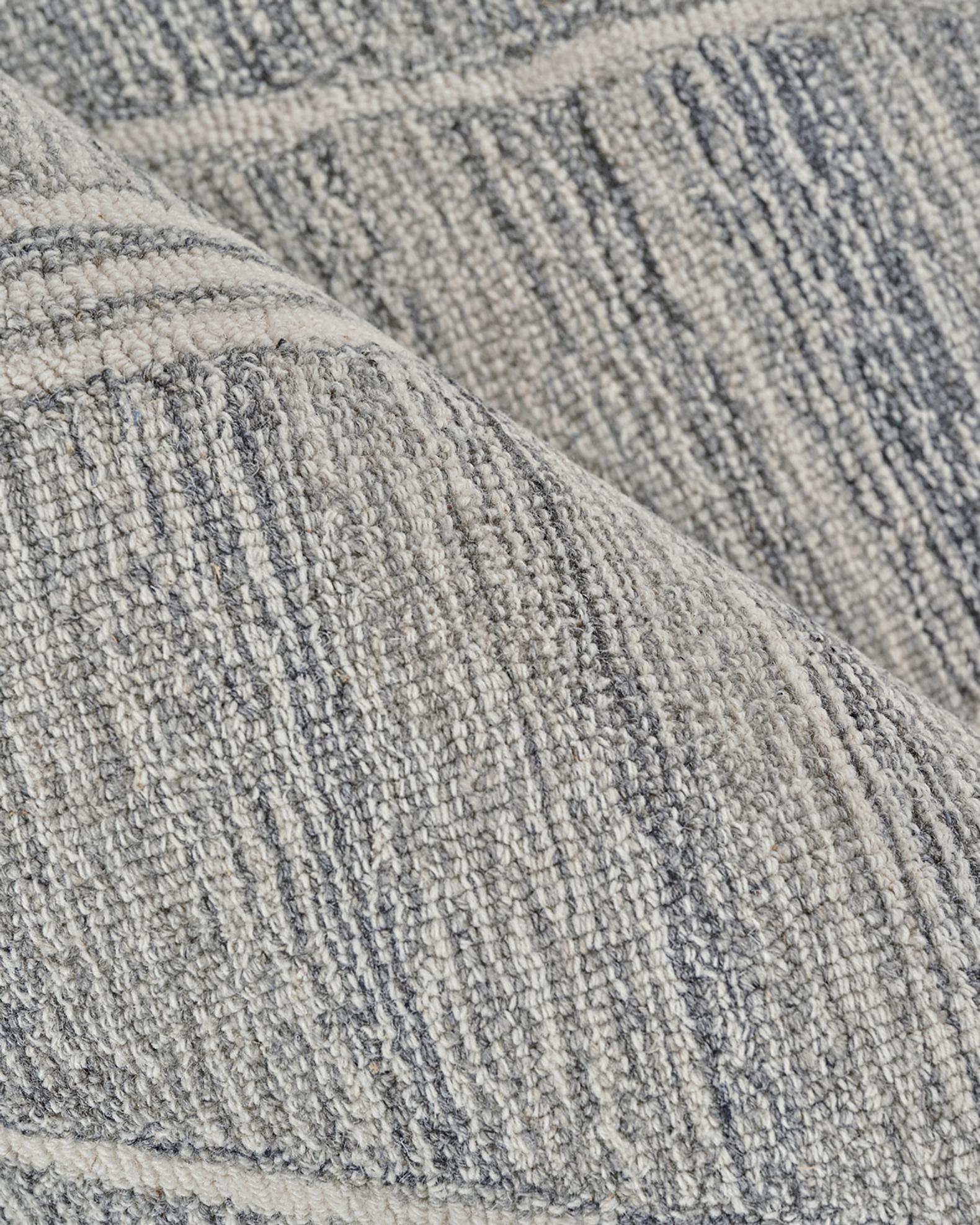 Exquisite Rugs Tangiers Hand-Tufted Gray/Ivory Rug, 10' x 14' | Neiman ...
