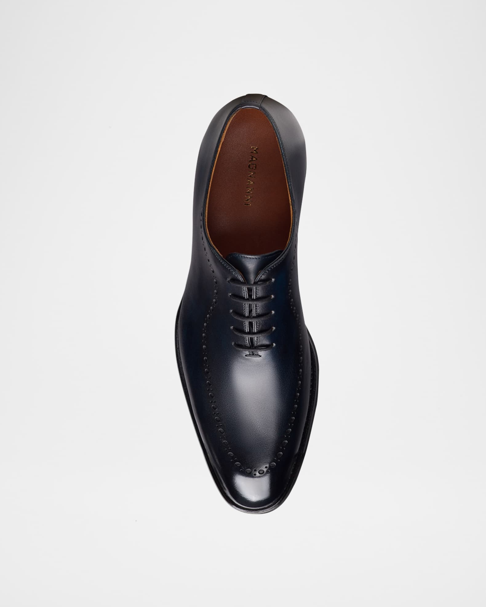 Magnanni Men's Oberan Leather Oxfords | Neiman Marcus