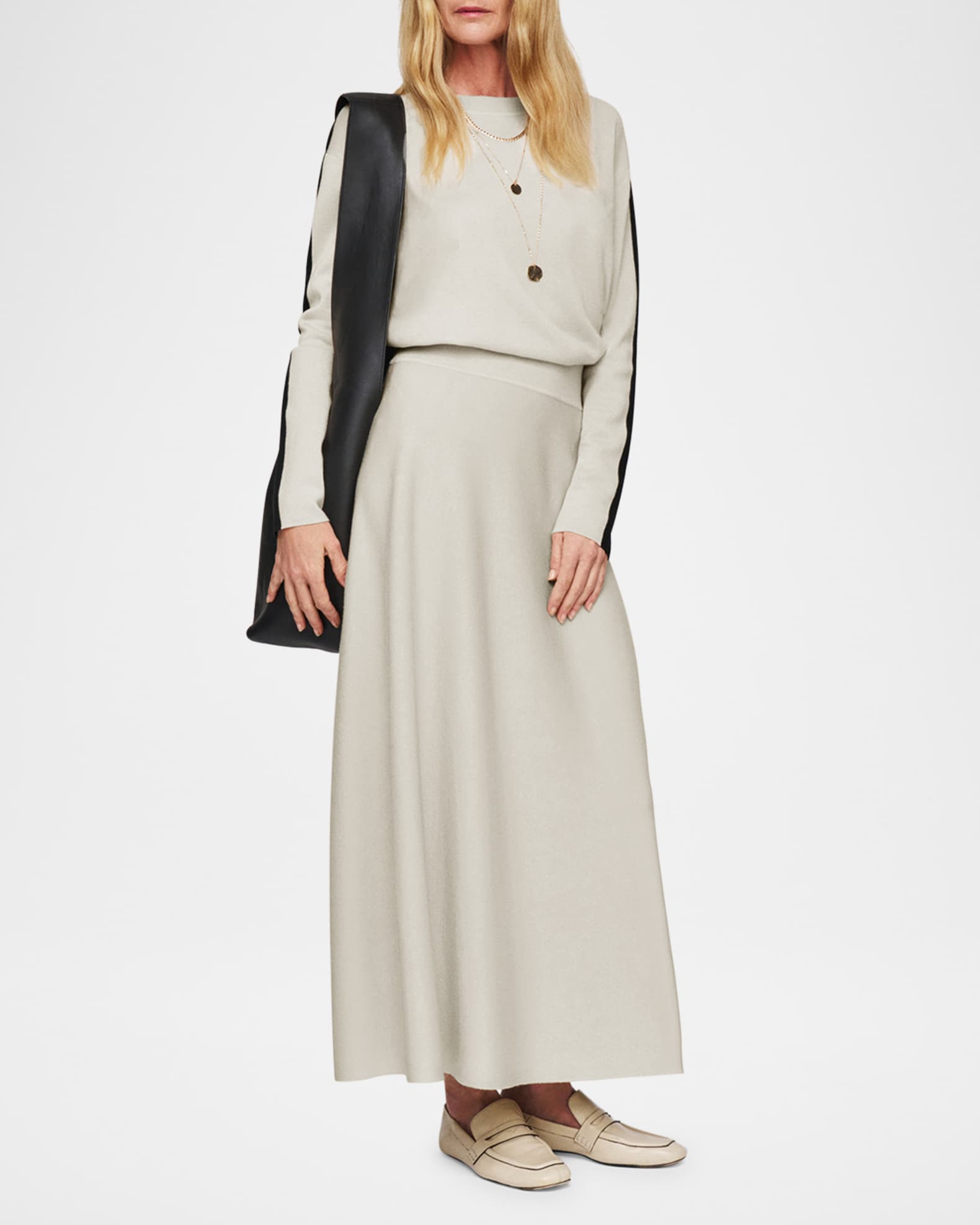 Bi-Color Knit Maxi Skirt 1