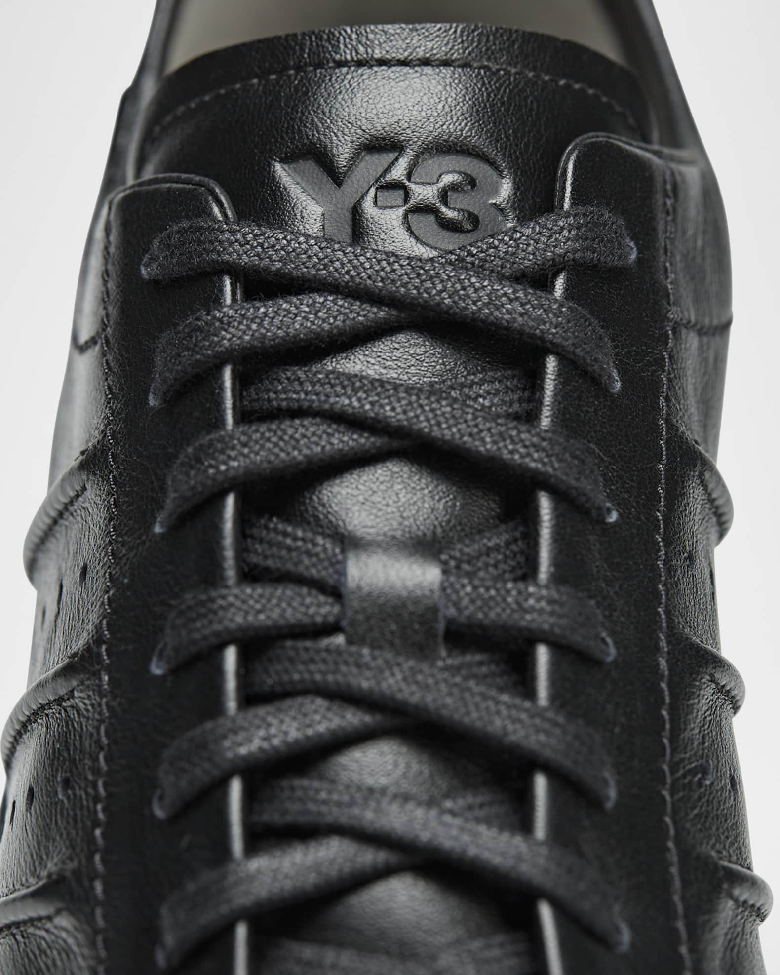 Men s Superstar Leather Low Top Sneakers