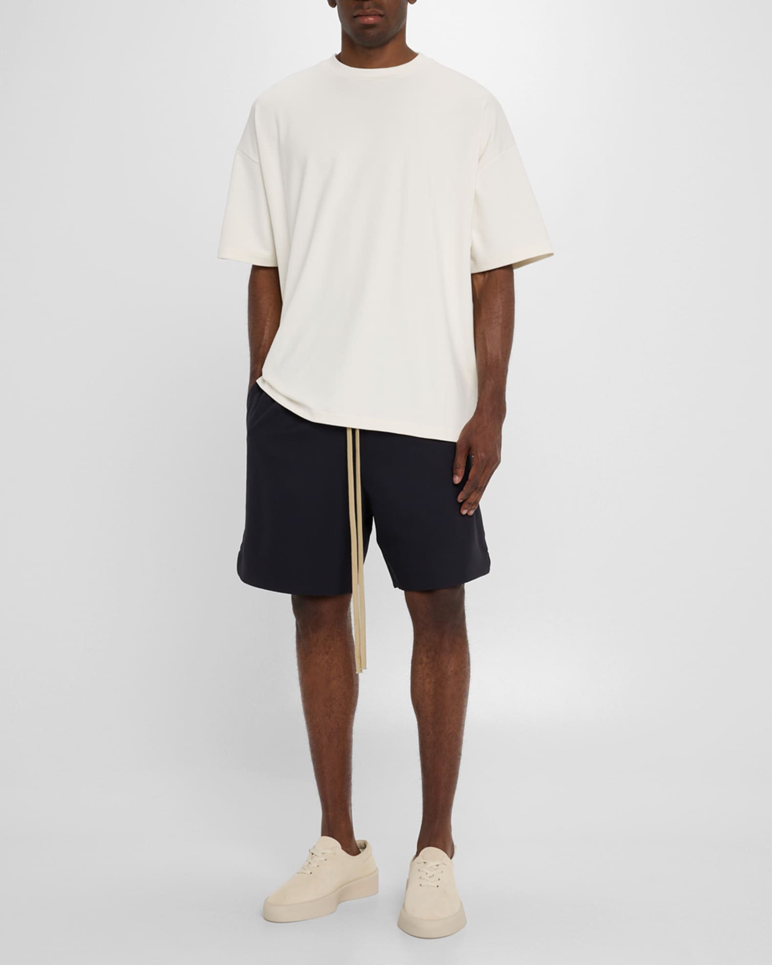 Men's Contrast-Drawstring Wool Shorts 1