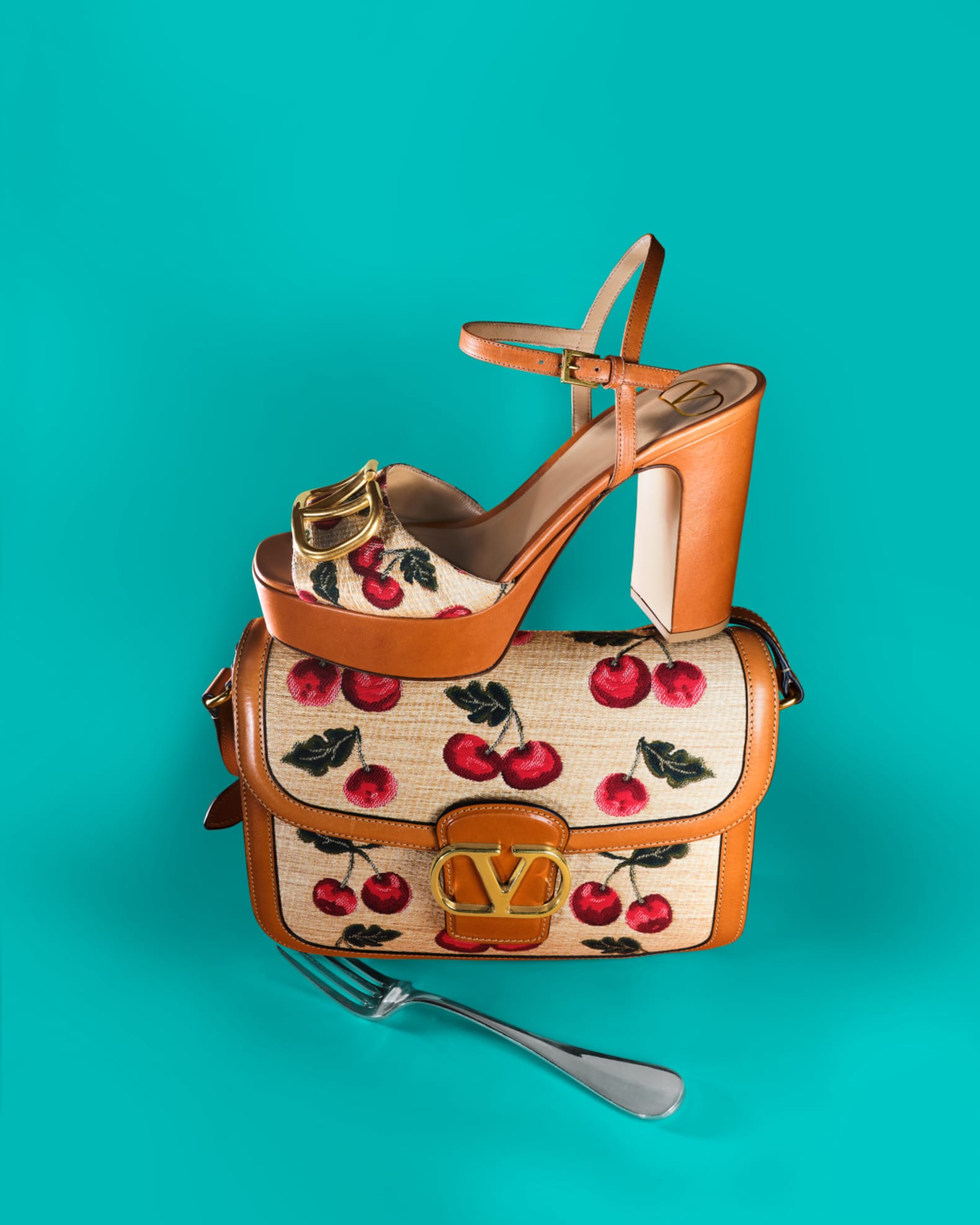 送関込■VALENTINO GARAVANI■Cherryfic VLogo 60エスパドリーユ VLogo Cherryfic platform slides in multicoloured - Valentino