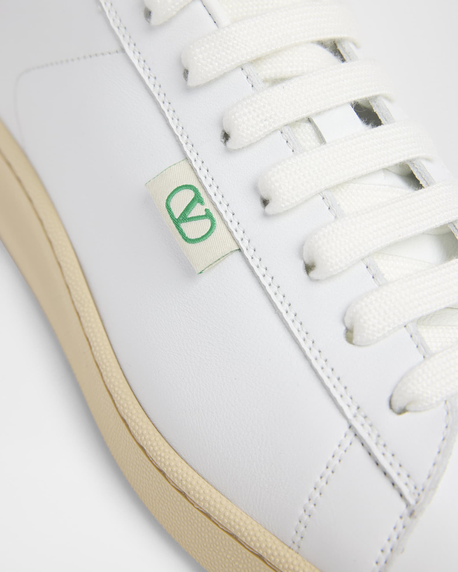 Valentino Garavani Men's Royco V Logo Calfskin Low-Top
