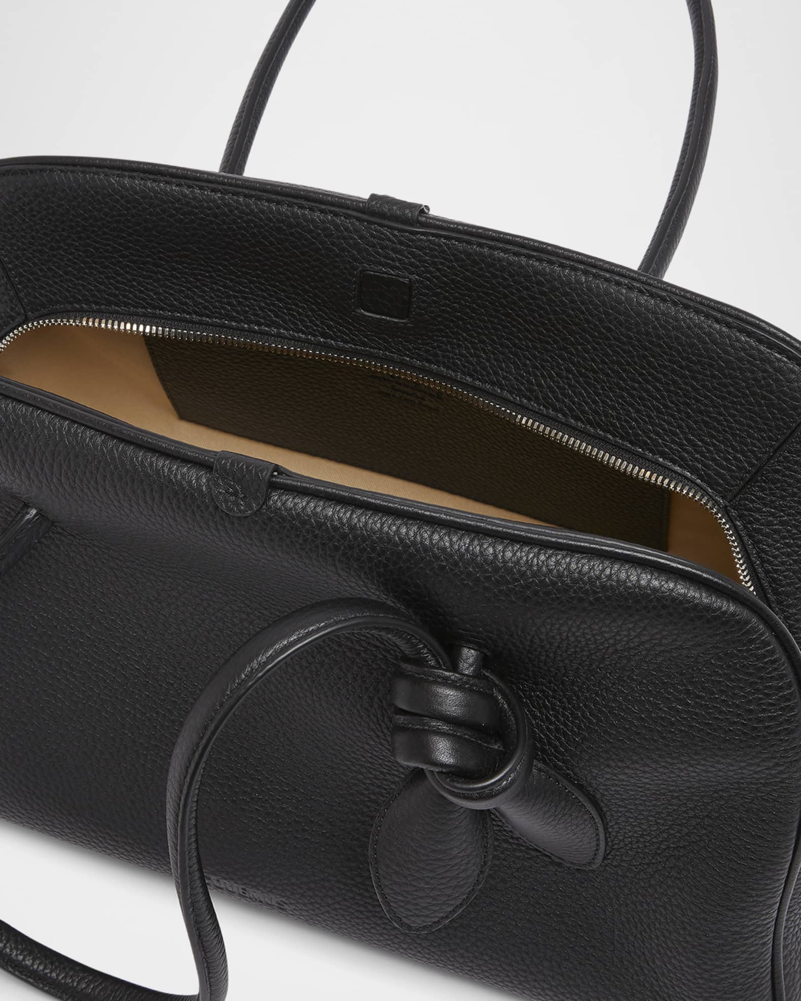 【送料&関税込】Jacquemus le Turismo Shoulder Bag Jacquemus Le Turismo Leather Shoulder Bag - Bergdorf Goodman