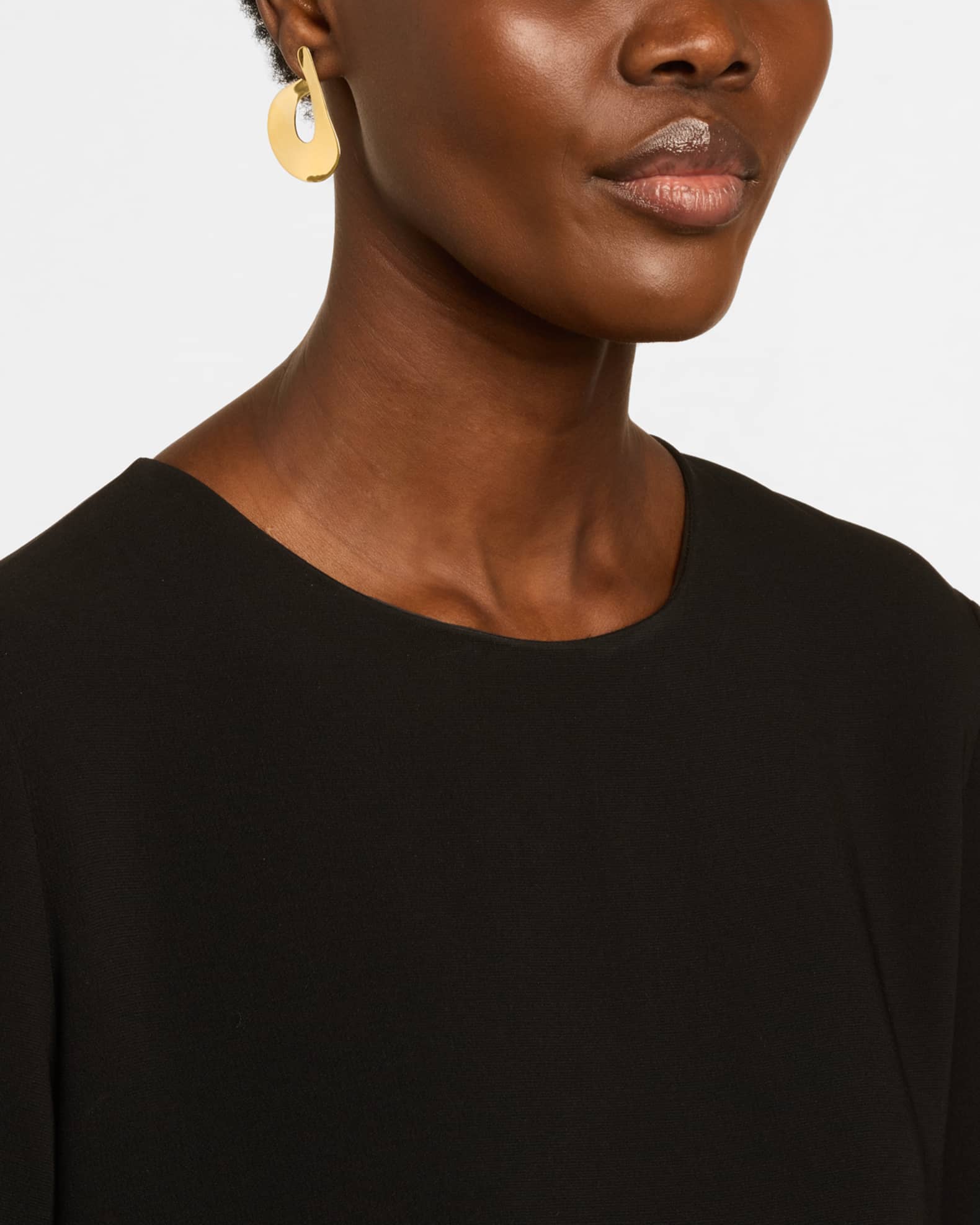 18K Yellow Gold Classico Wavy Organic Disc Post Earrings 1