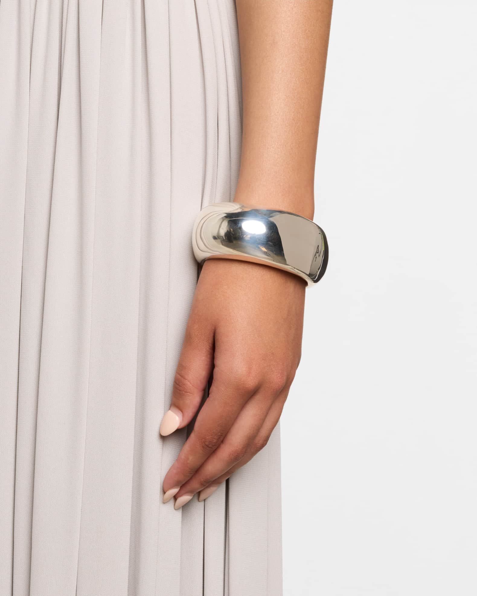 925 Classico Wide Egg Sooth Cuff Bracelet 1