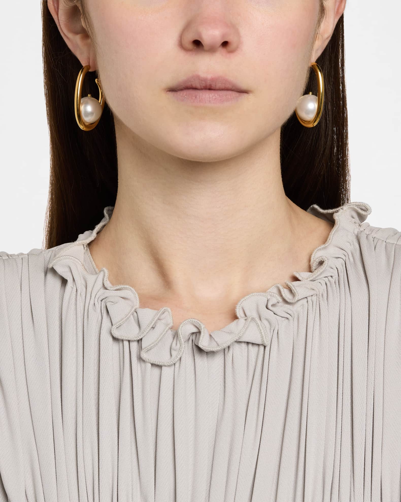 O-Shaped Pearly Earrings 1