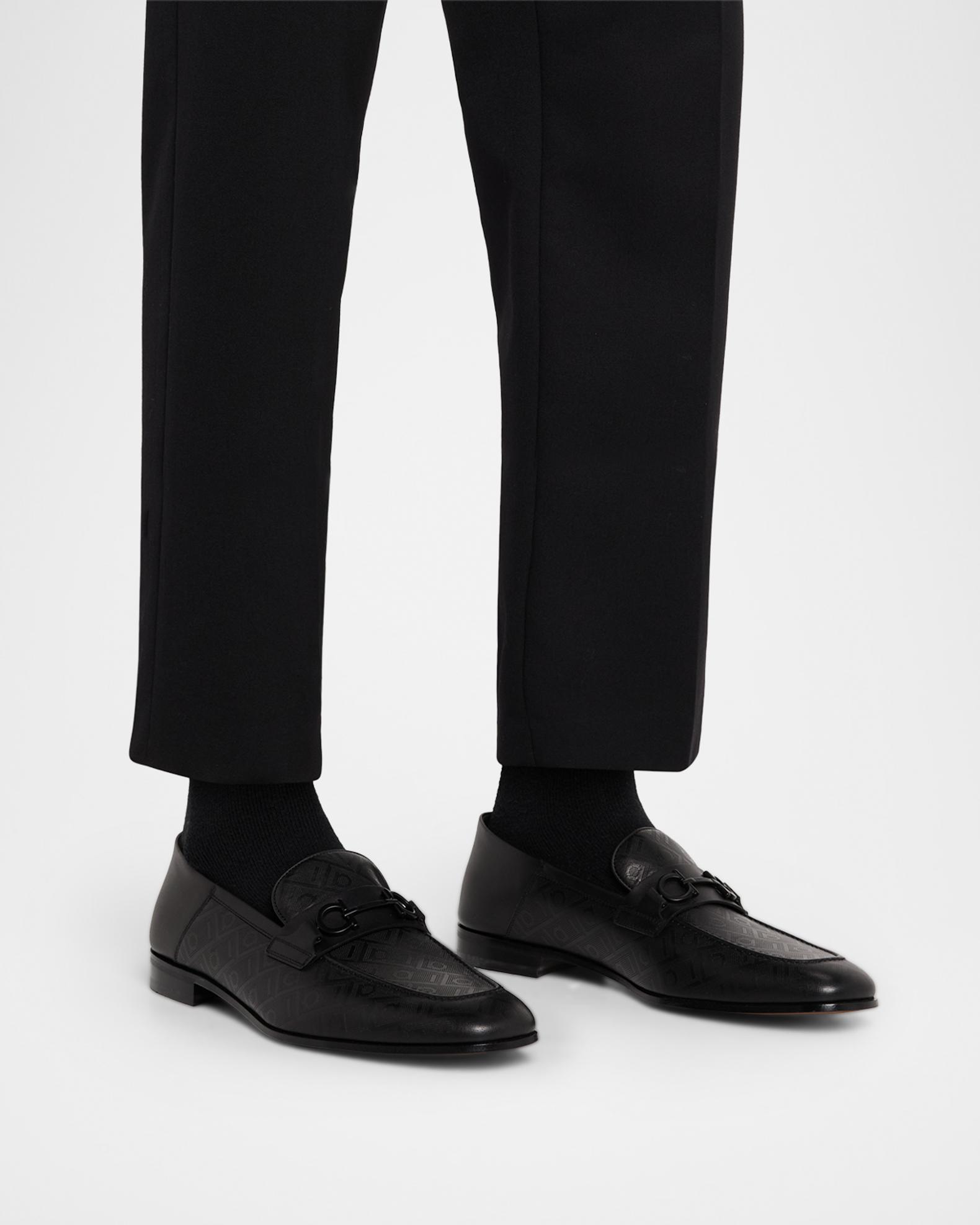 Salvatore Ferragamo Pristine Men’s Black Leather Gancini Bit Loafers 10E / EU43 Men main image 3