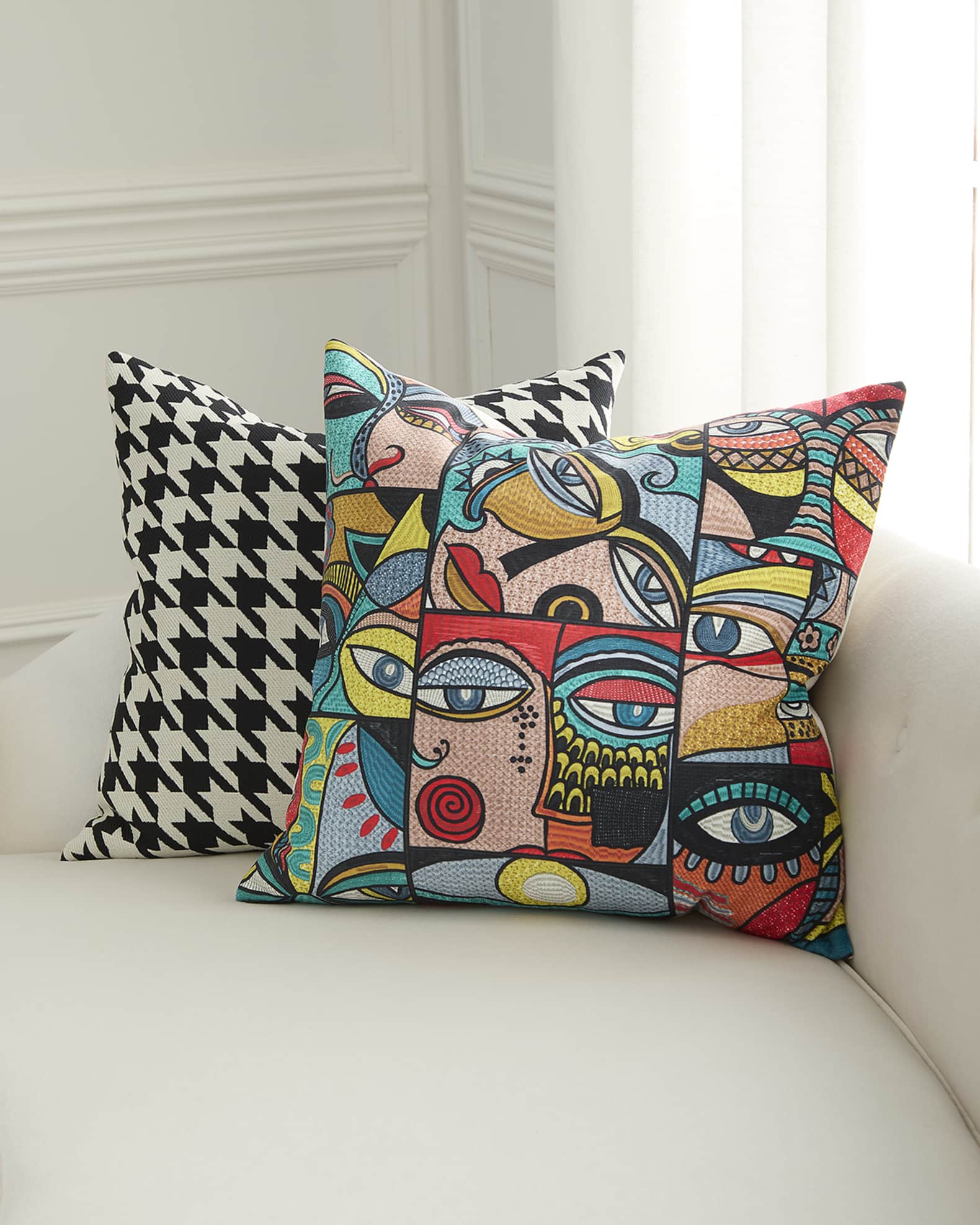 Harwich Houndstooth Decorative Pillow 1