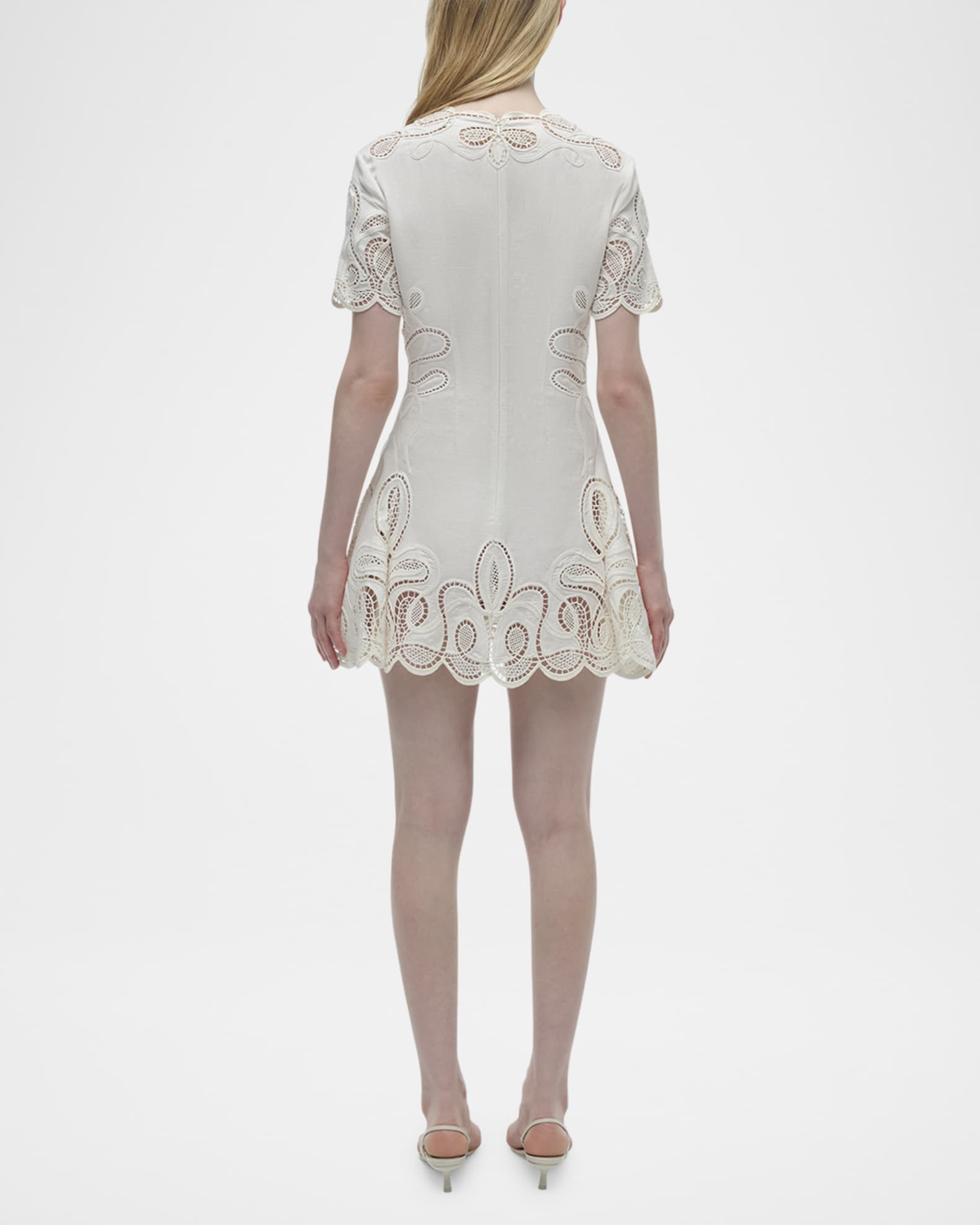 ● MARKM ● BASIC SMALL LOGO SHORT SLEEVE DRESS-IVORY Maxine Short Sleeve Mini Dress - Cream | Fashion Nova