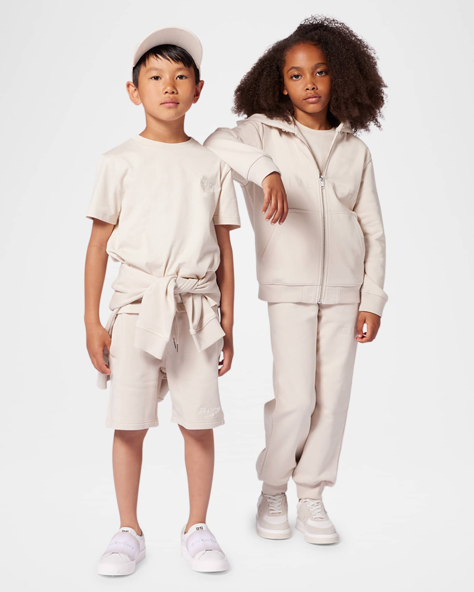  Boy's Hoodie W/ Logo Script, Size 4-6 1