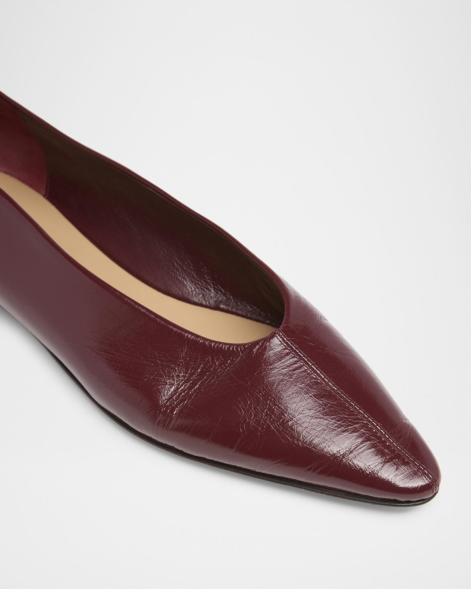 Bottega Veneta Espadrille Ballet Flats in Red Patent Leather Bottega Veneta: Red Rosa Ballerina Flats | SSENSE main image 4
