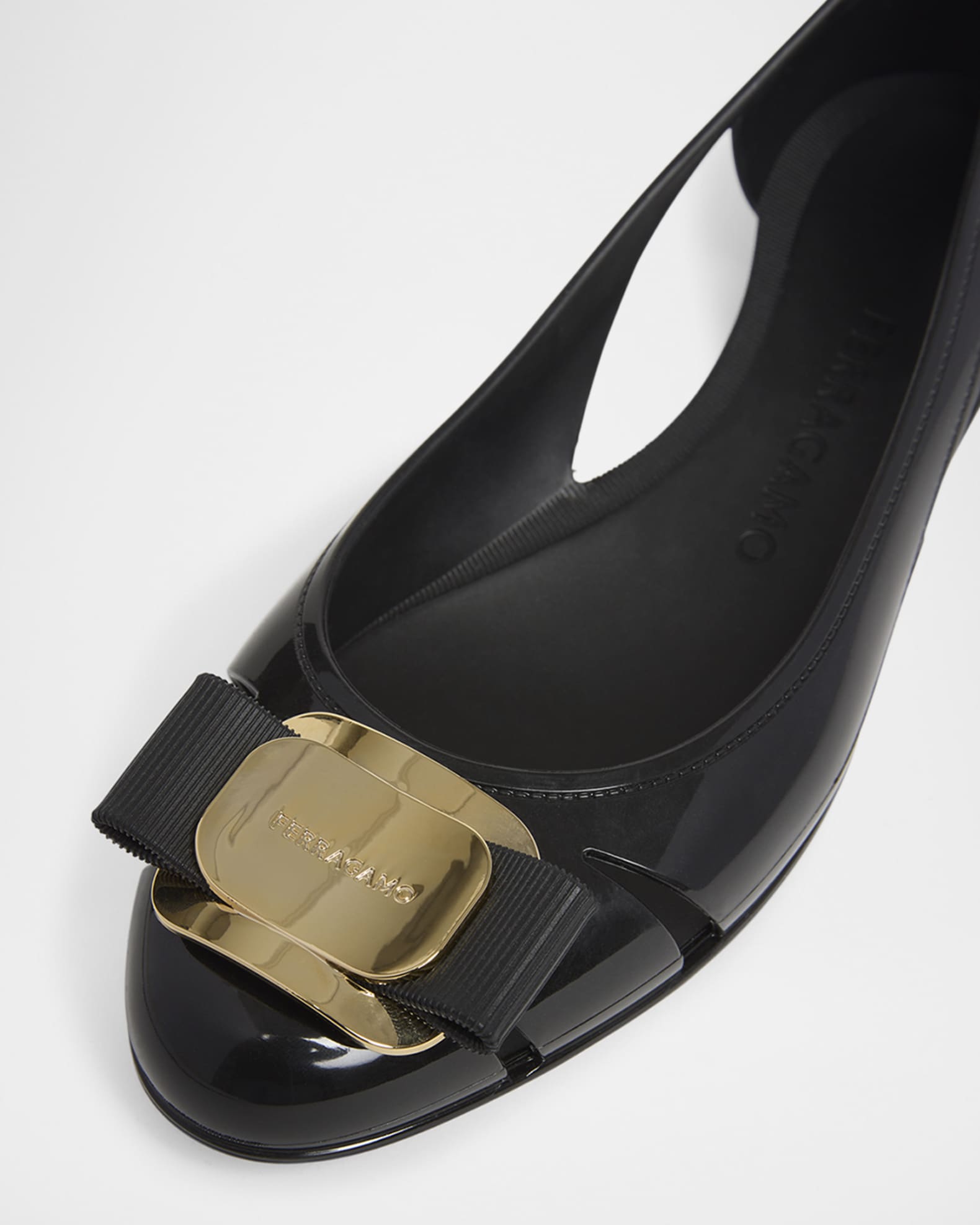 フラットシューズ Ferragamo NARA JELLY BALLETS Ferragamo Nara Jelly Cutout Bow Ballerina Flats | Neiman Marcus