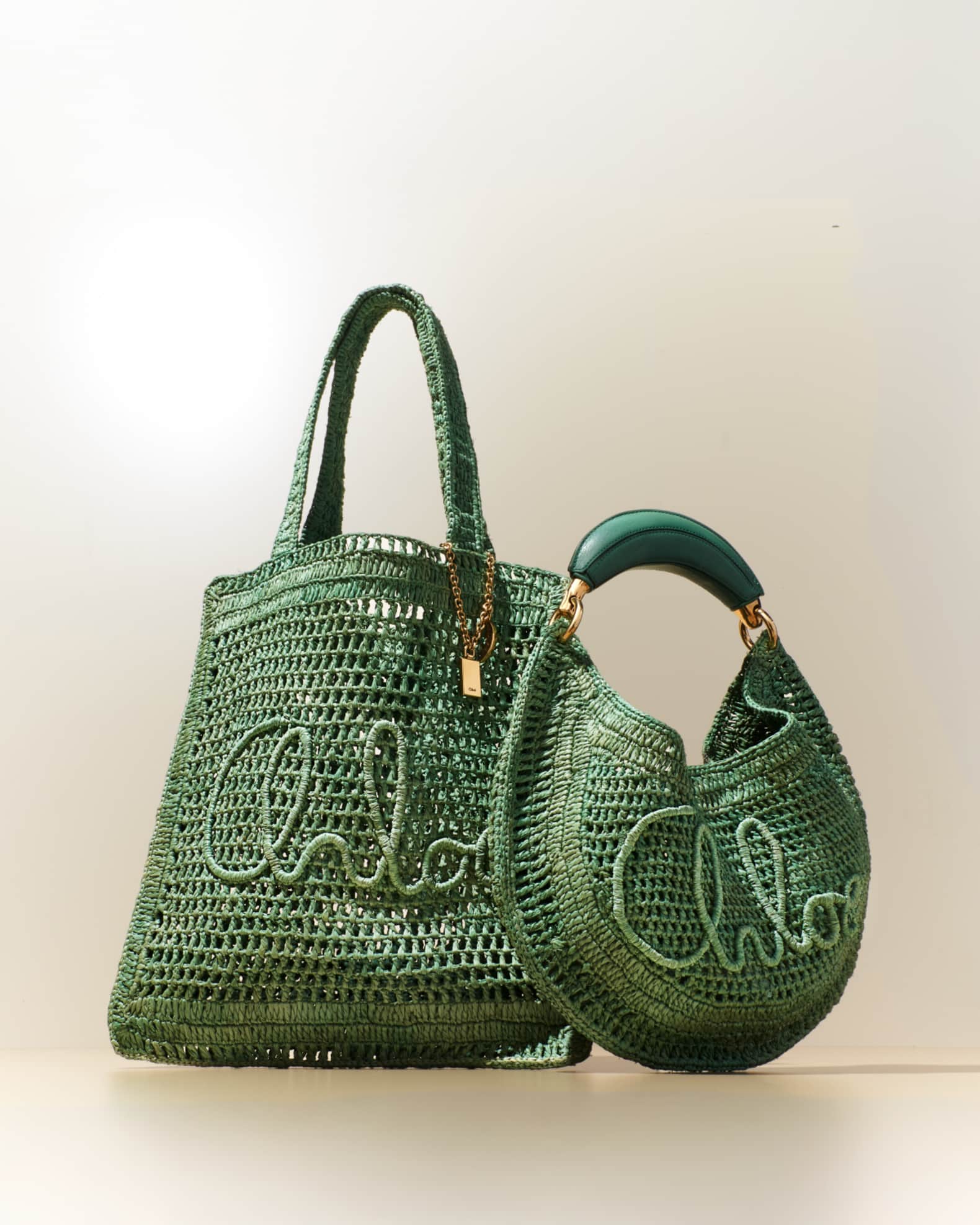 CHLOE クロエ かごバッグ Summer Banana Toteチェーン＆チャーム Chloe Summer Banana Tote Bag in Crochet Fabric | Neiman Marcus