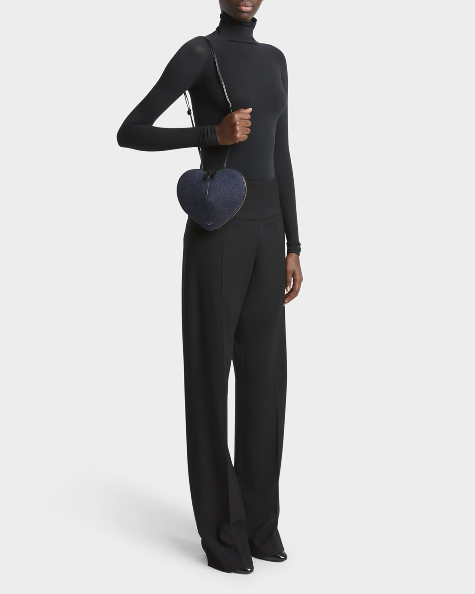 ★ALAIA★関税込♪NEW♪Le Coeur デニム ショルダーバッグ ☆ALAIA☆関税込♪NEW♪Le Coeur デニム ショルダーバッグ