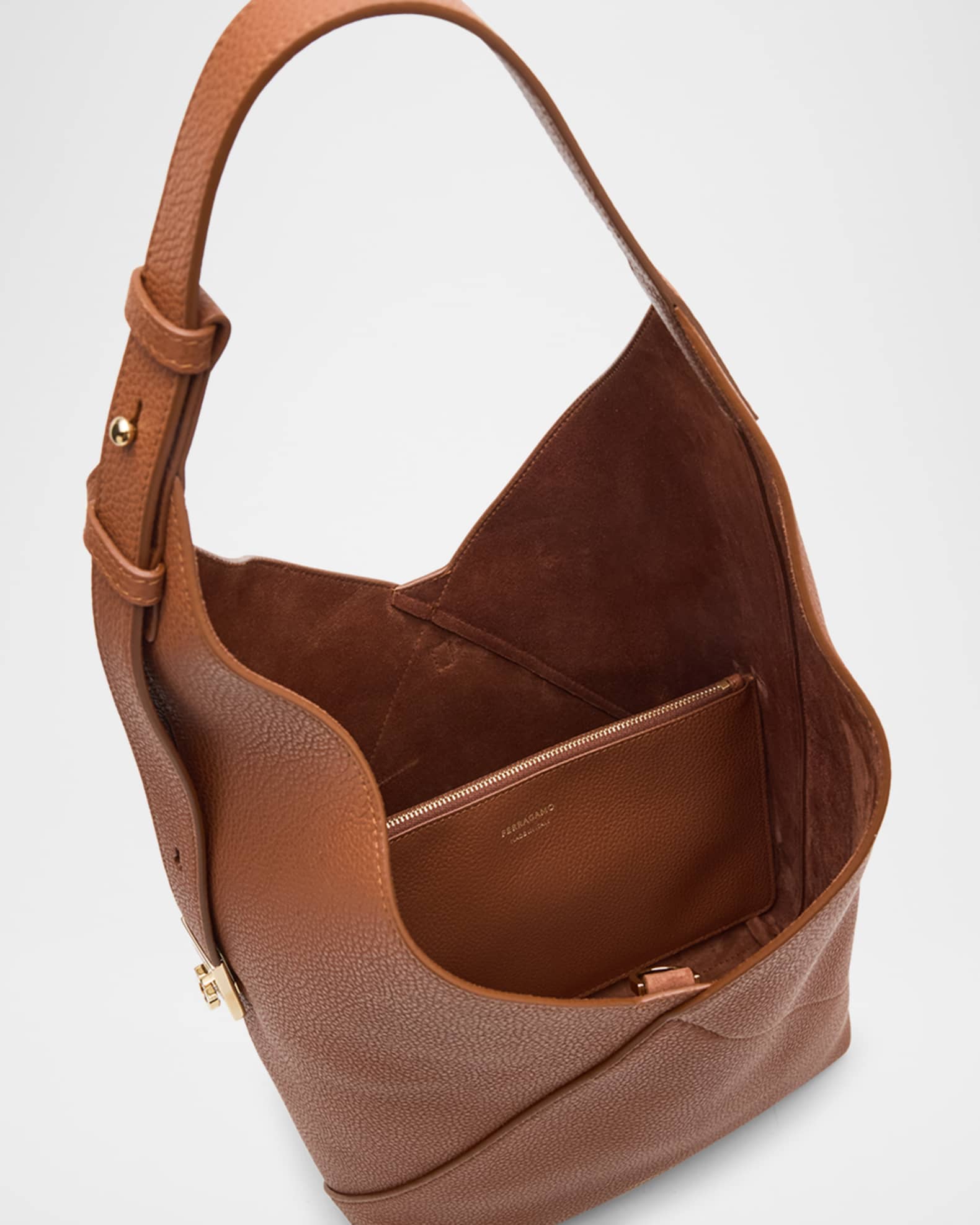 ★関税込み★ FERRAGAMO Hobo Bag Hobo bag (M) - Women | Ferragamo