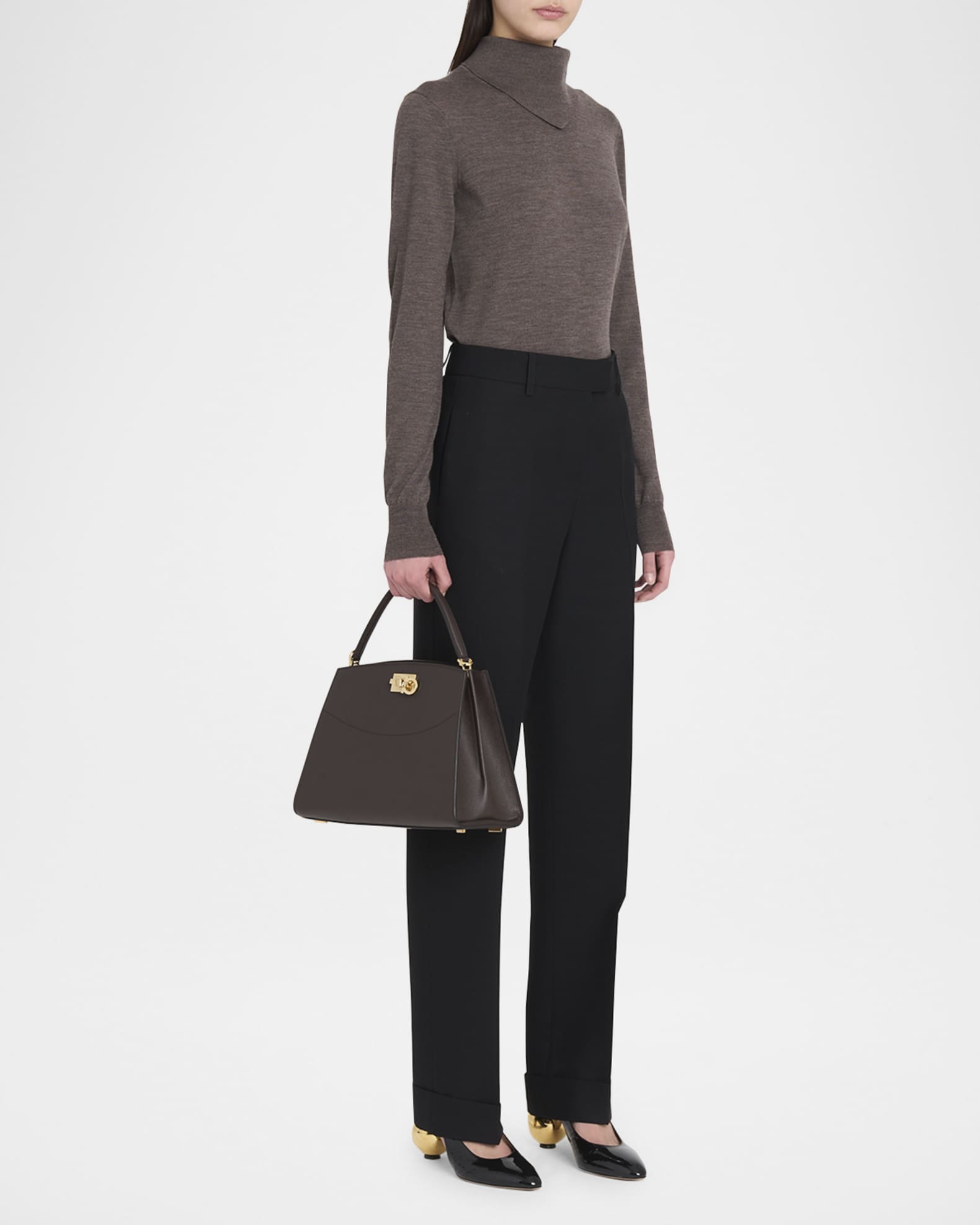 ショルダーバッグ・ポシェット Ferragamo Medium The Studio Top Handle Bag FERRAGAMO（フェラガモ）の「Salvatore Ferragamo Studio Medium