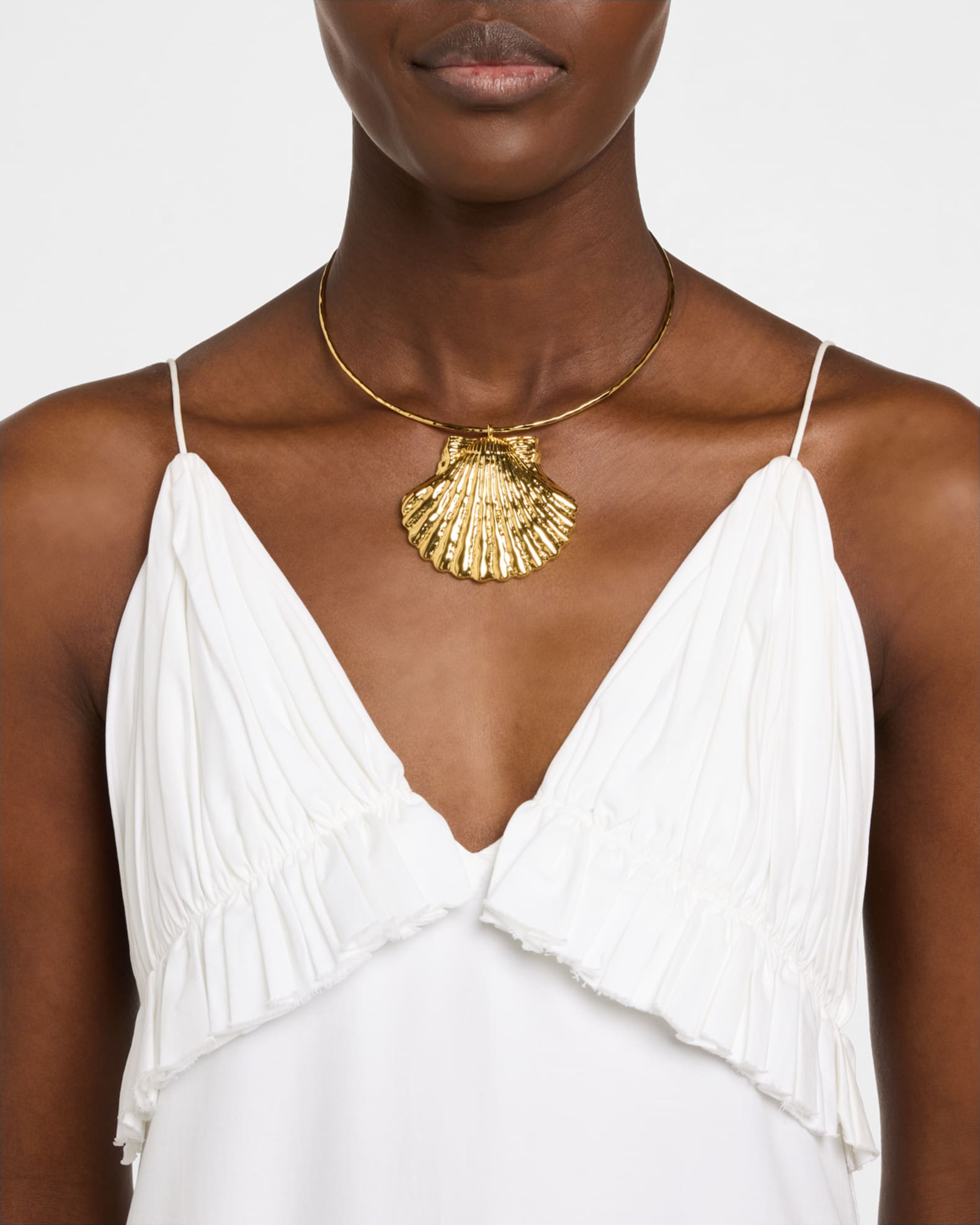 Hammered Torque Shell Collar Necklace 1