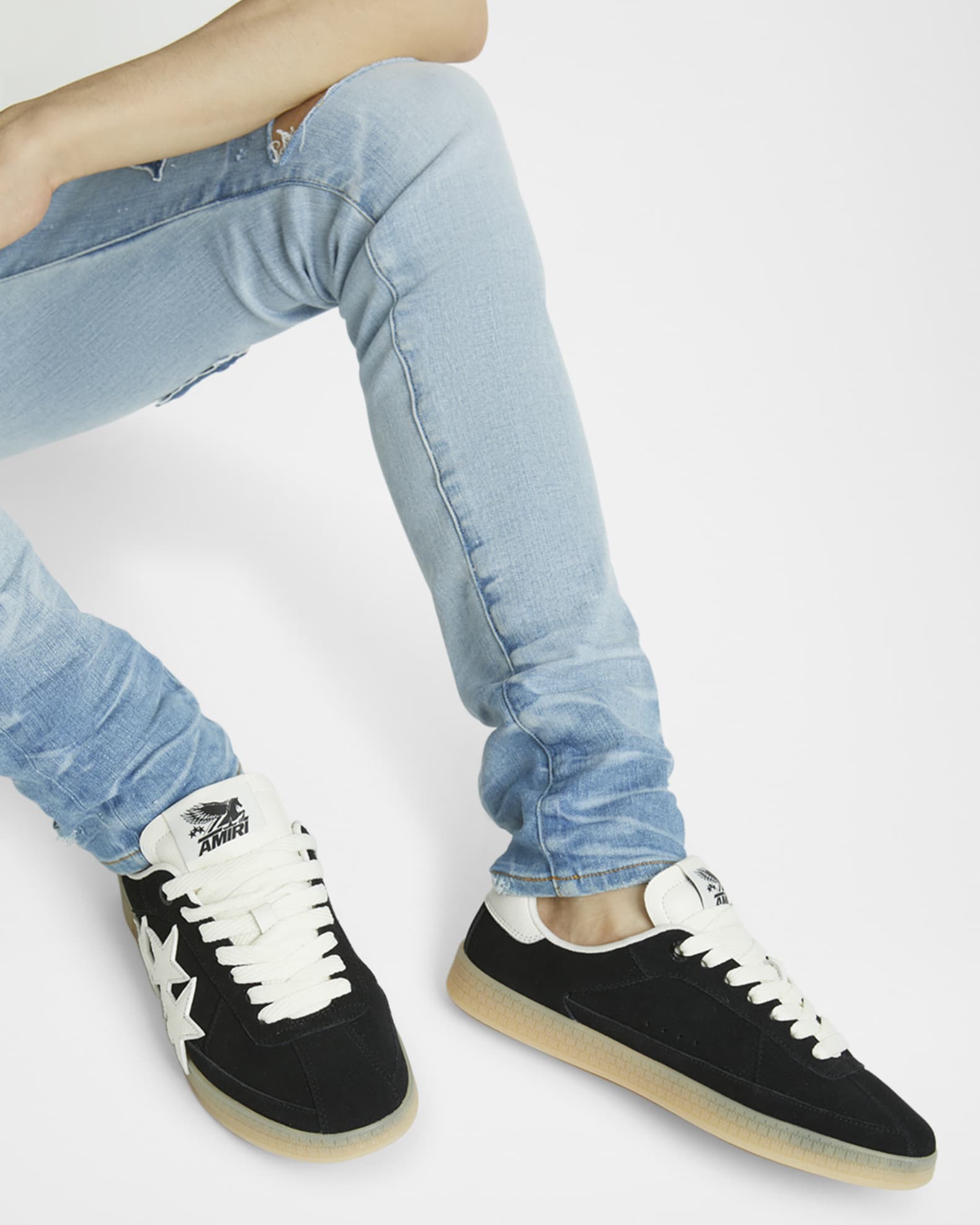 【AMIRI】SUEDE PACIFIC スエードパシフィック アミリスニーカー Amiri Men's Pacific Suede Low-Top Sneakers | Neiman Marcus