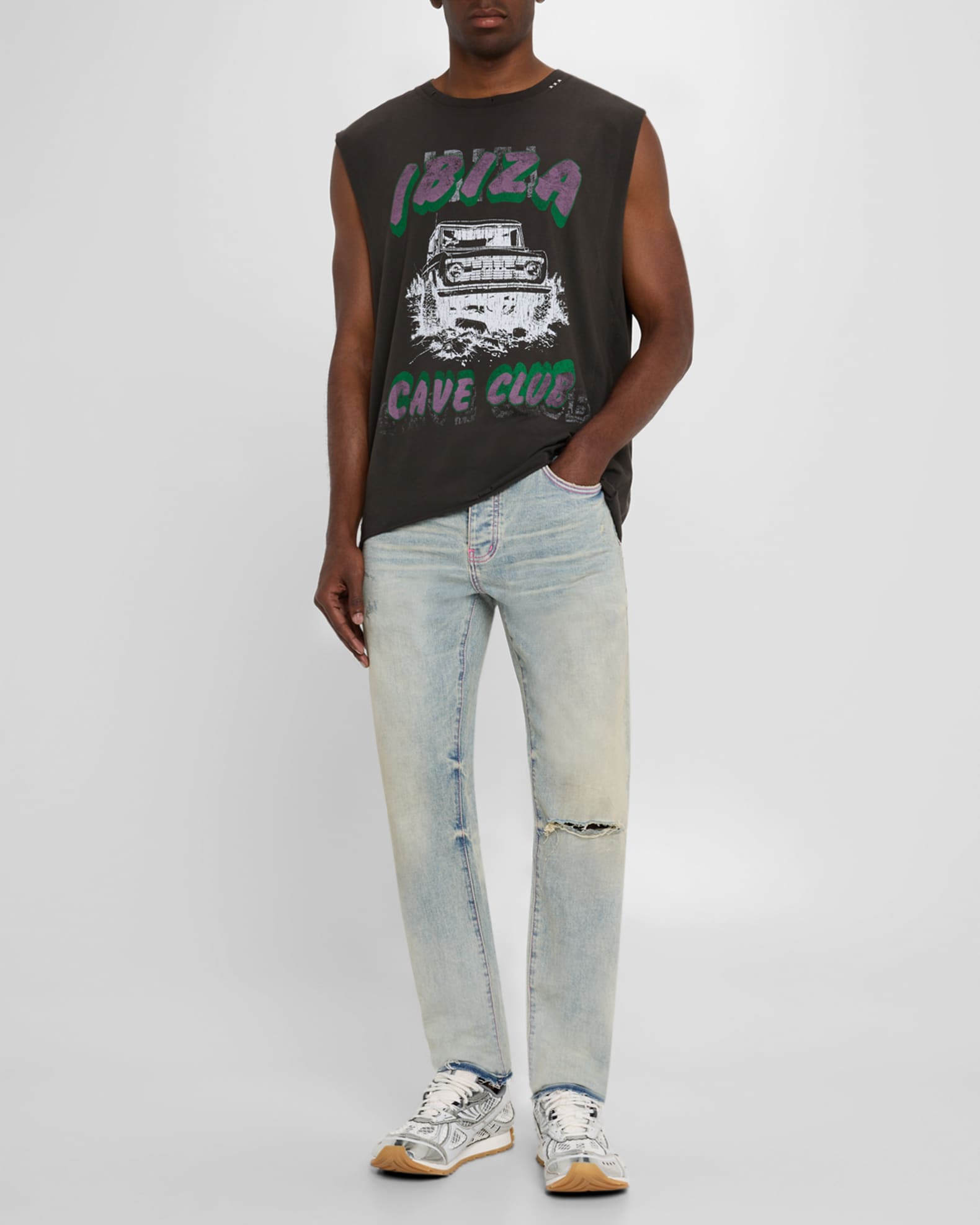 Men's P001 Distressed Jeans 1