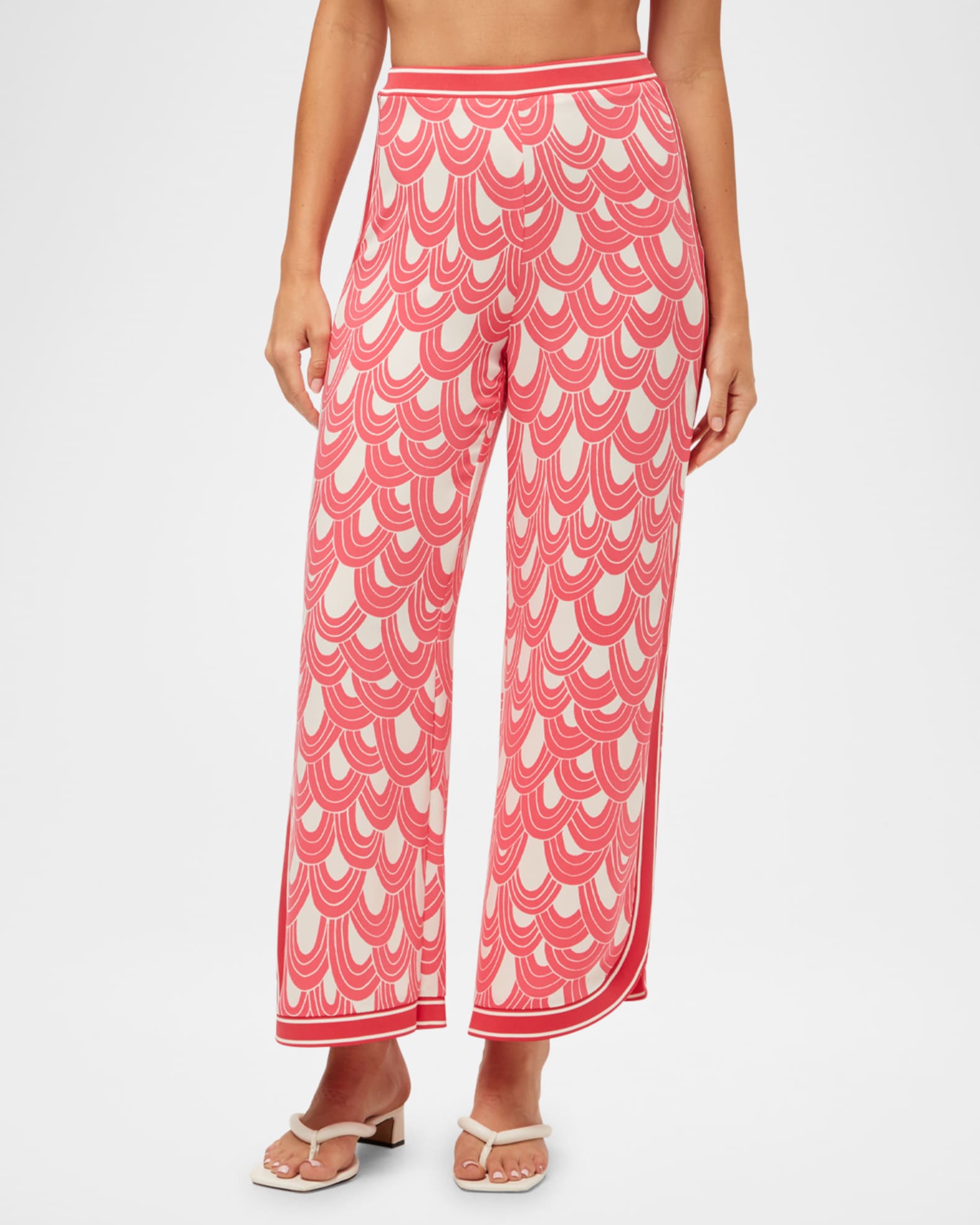 Overhead Cropped Scallop-Print Pants 1