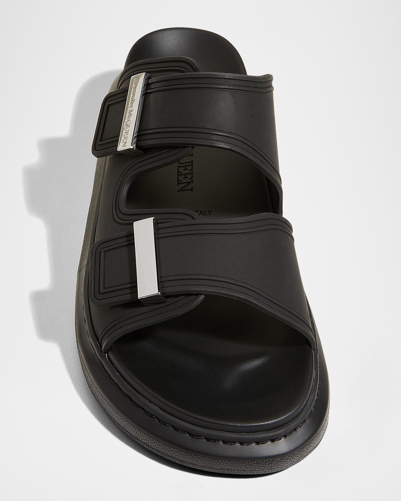 McQueen Men display picture 2