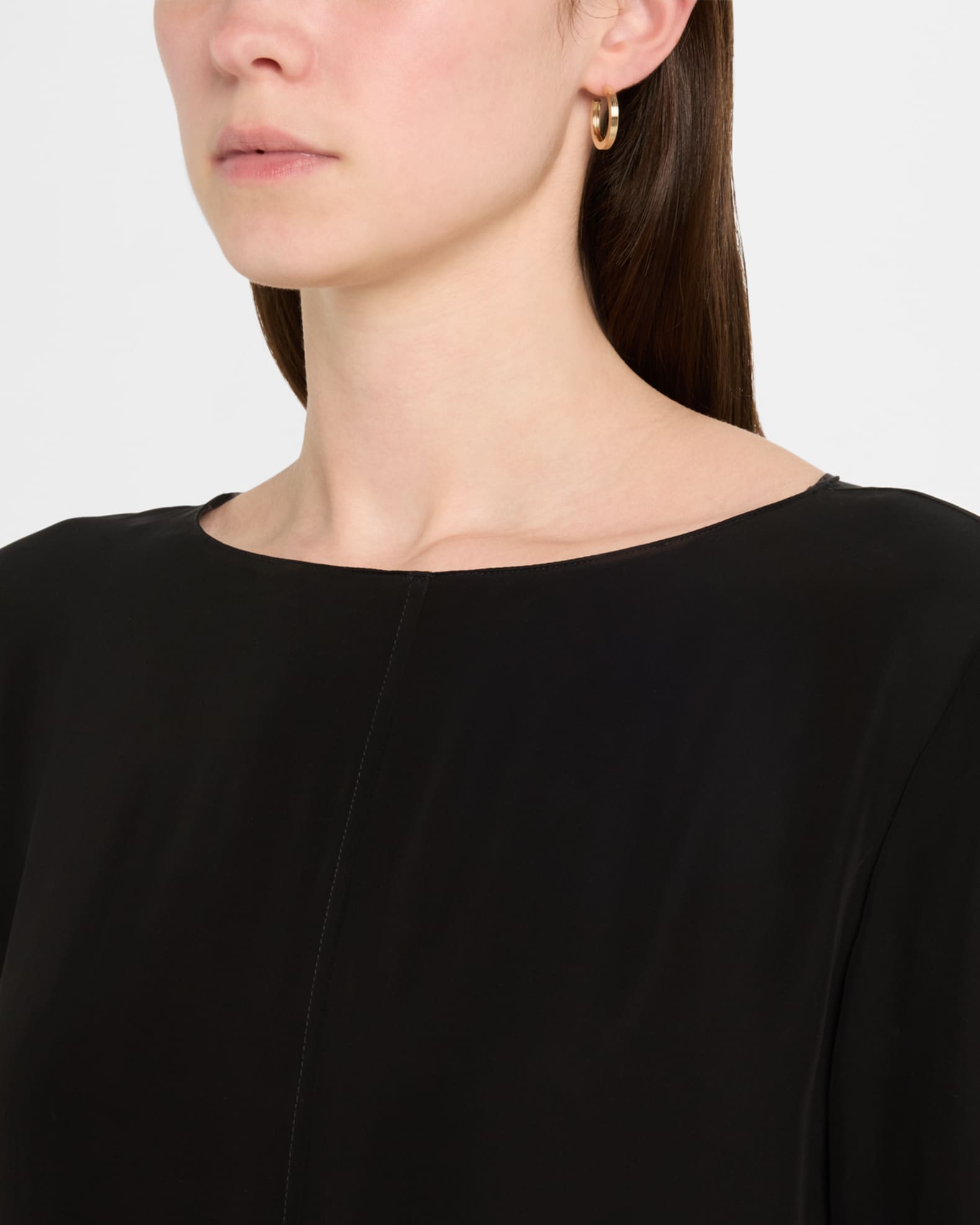 Fluted Prong-Set Diamond Hoop Earrings 1