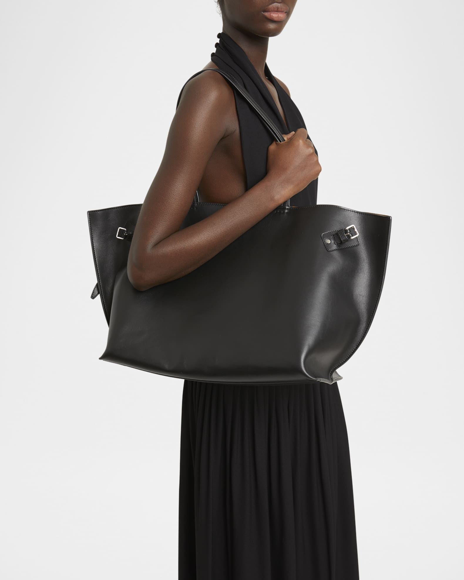Days Smooth Leather Tote Bag 1